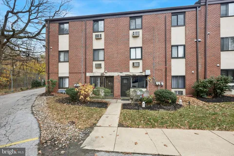 100 E Glenolden Avenue Unit D-14, Glenolden, PA 19036 - MLS#: PADE2104968