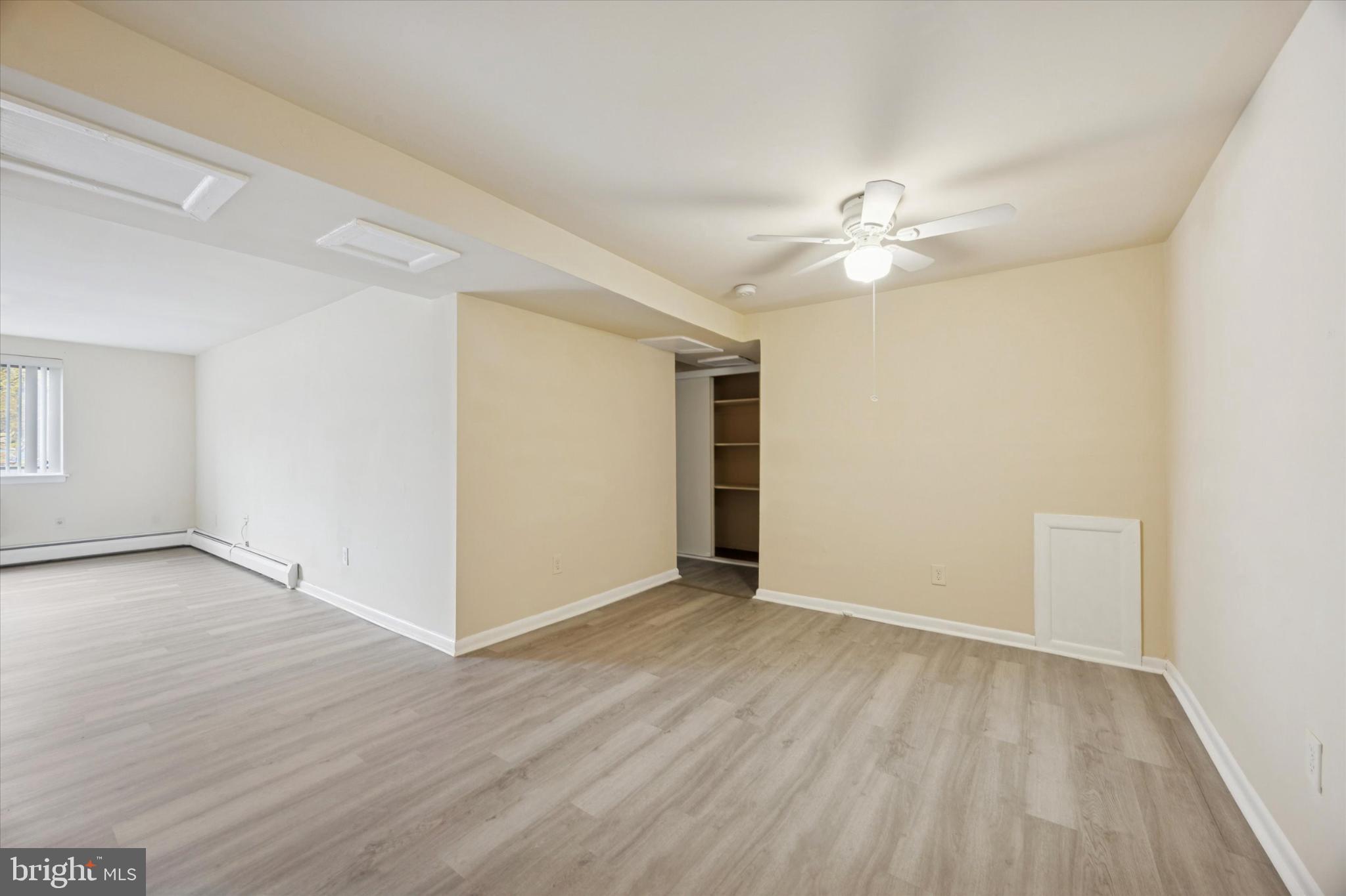 CONTEMPORARY VLG - Residential