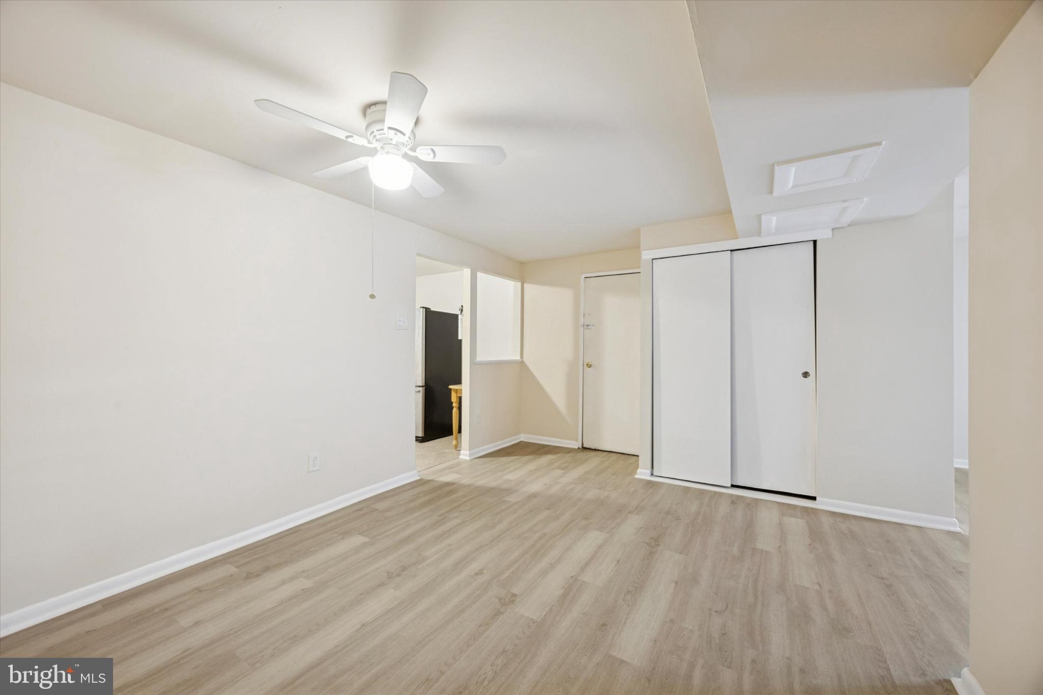 100 E GLENOLDEN AVENUE D-14