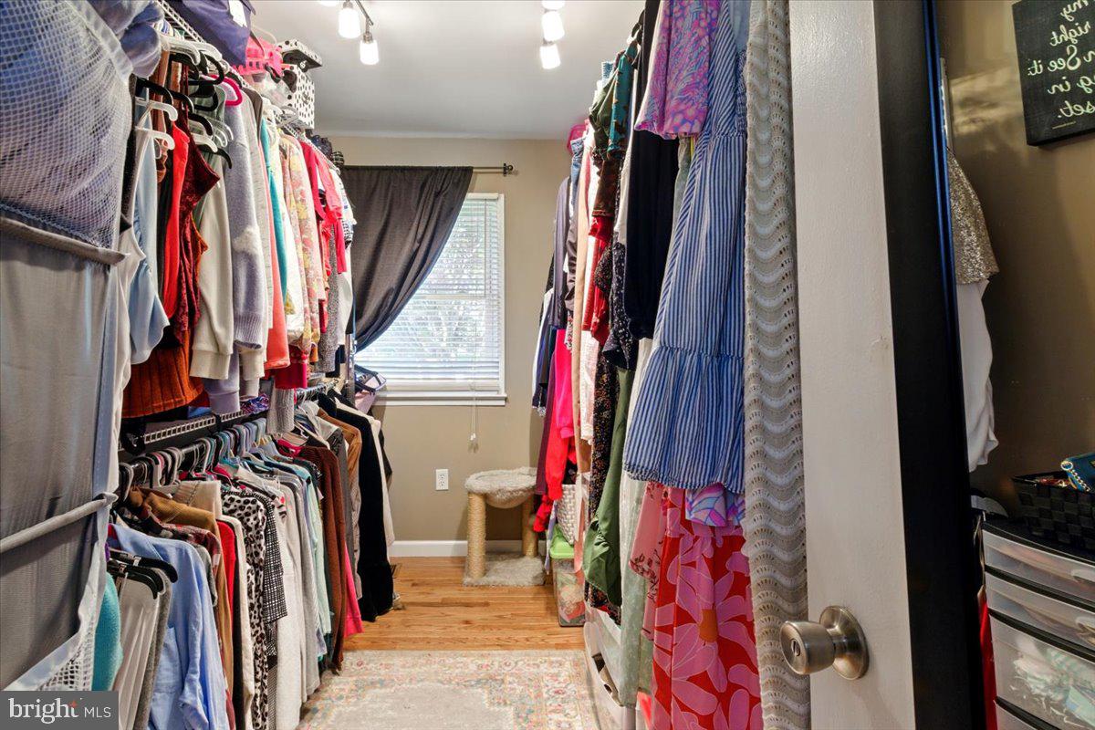 DALE CITY - Residential Lease