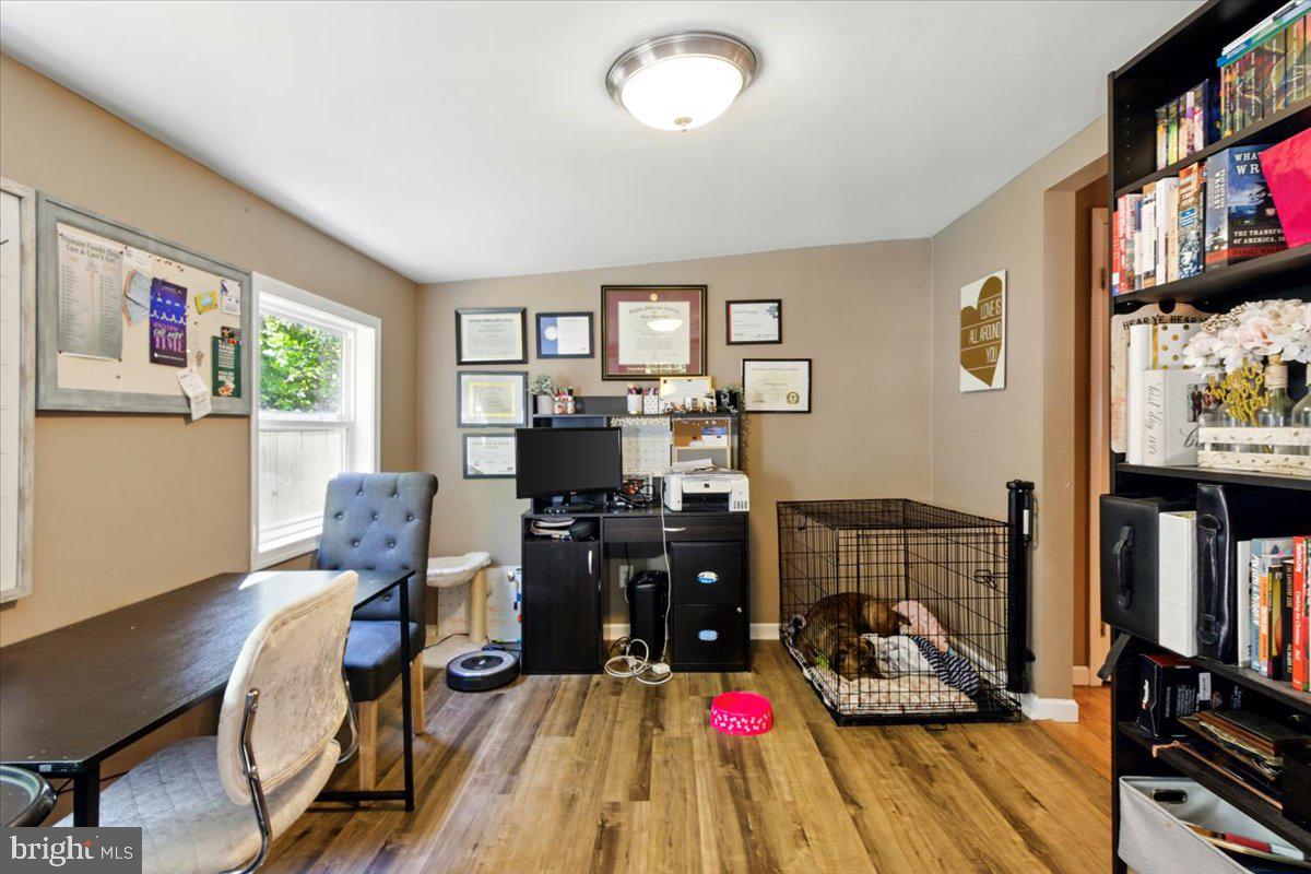 DALE CITY - Residential Lease