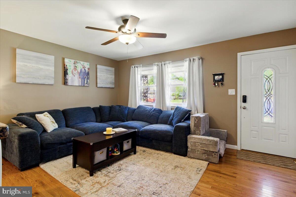 DALE CITY - Residential Lease