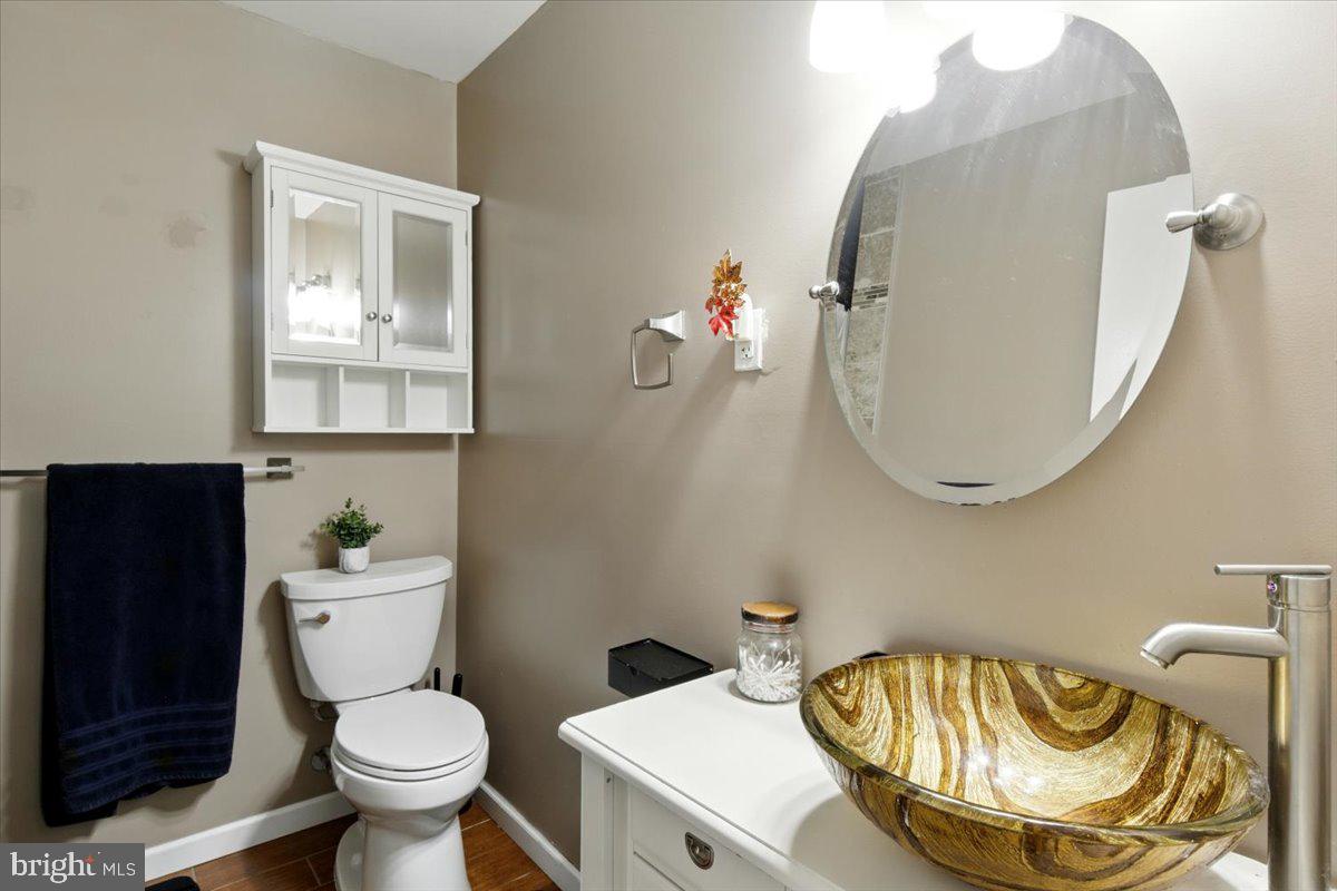 DALE CITY - Residential Lease