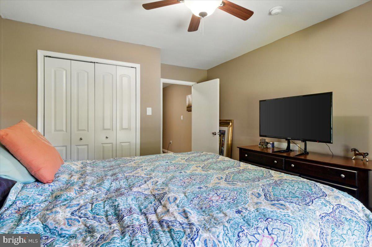 DALE CITY - Residential Lease