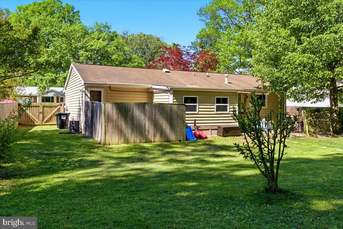 DALE CITY - Residential Lease