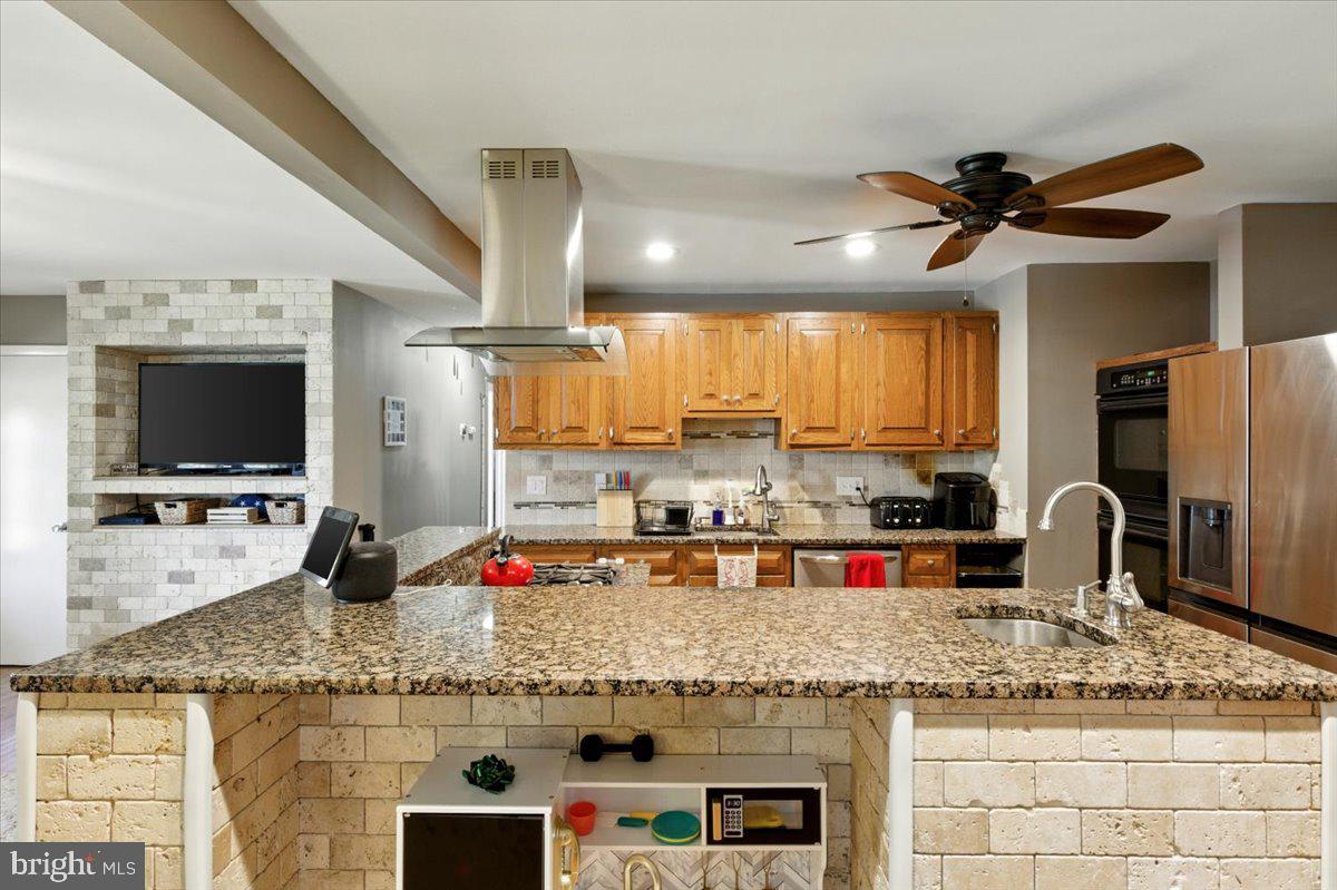 DALE CITY - Residential Lease