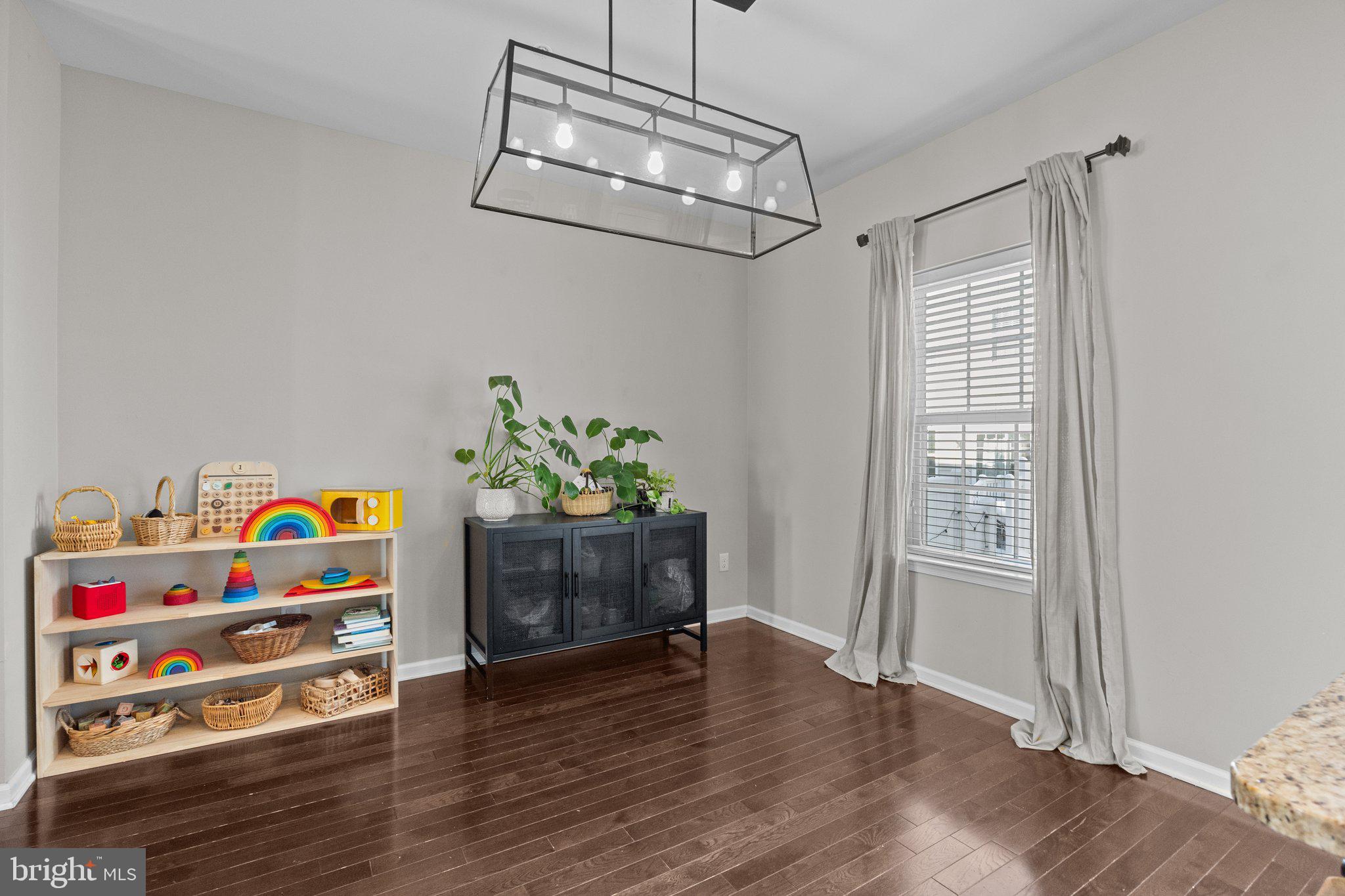 CARRIAGE HILL - Residential