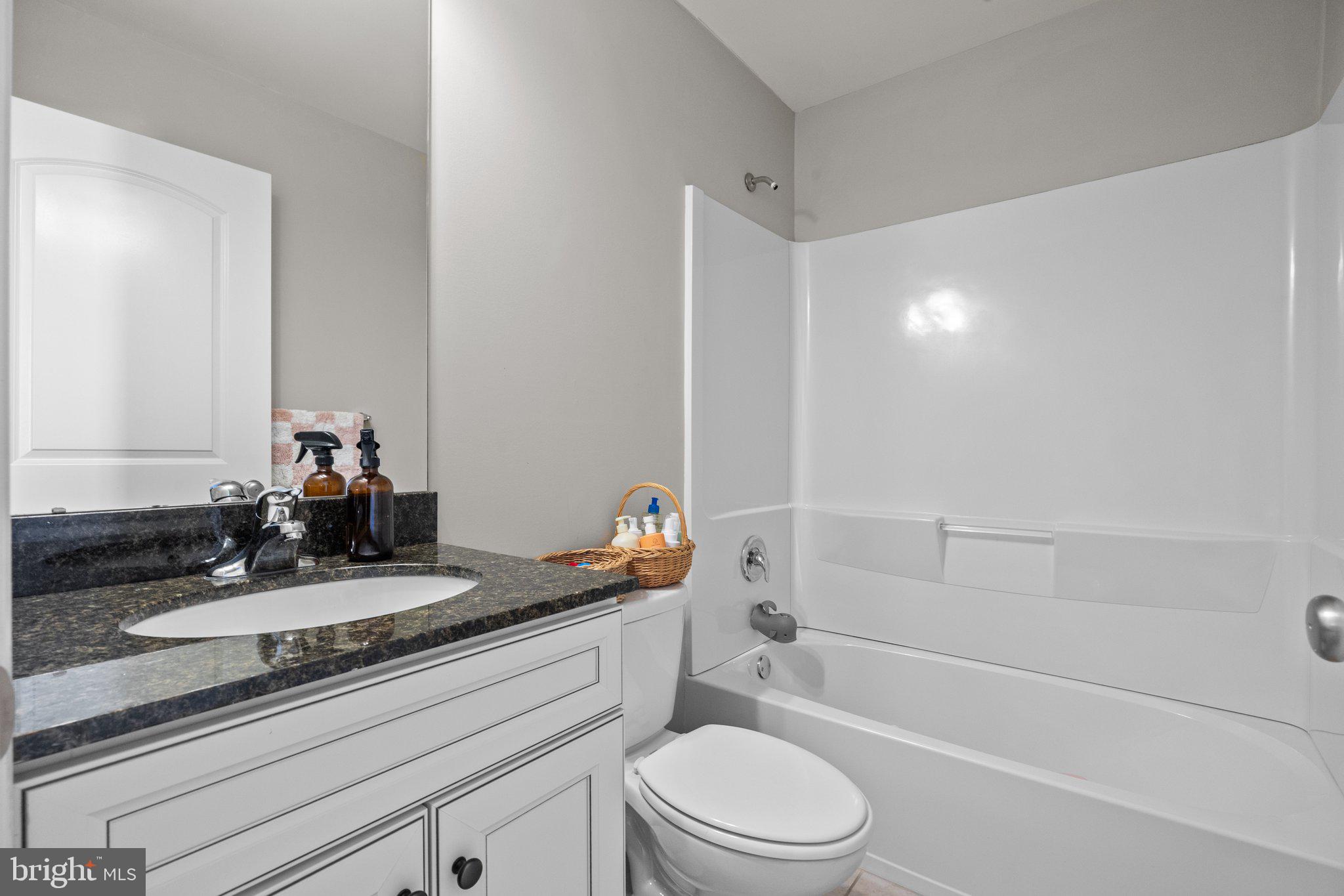 CARRIAGE HILL - Residential