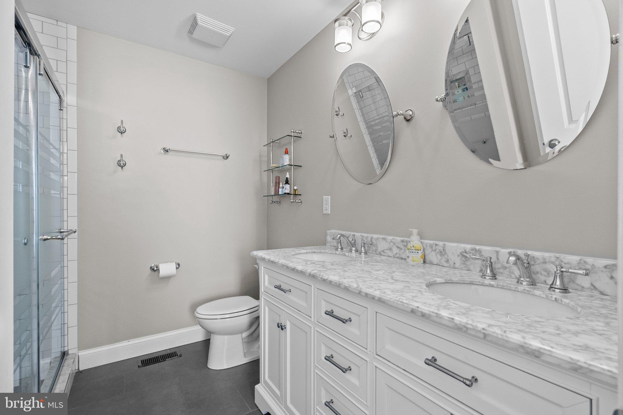 CARRIAGE HILL - Residential