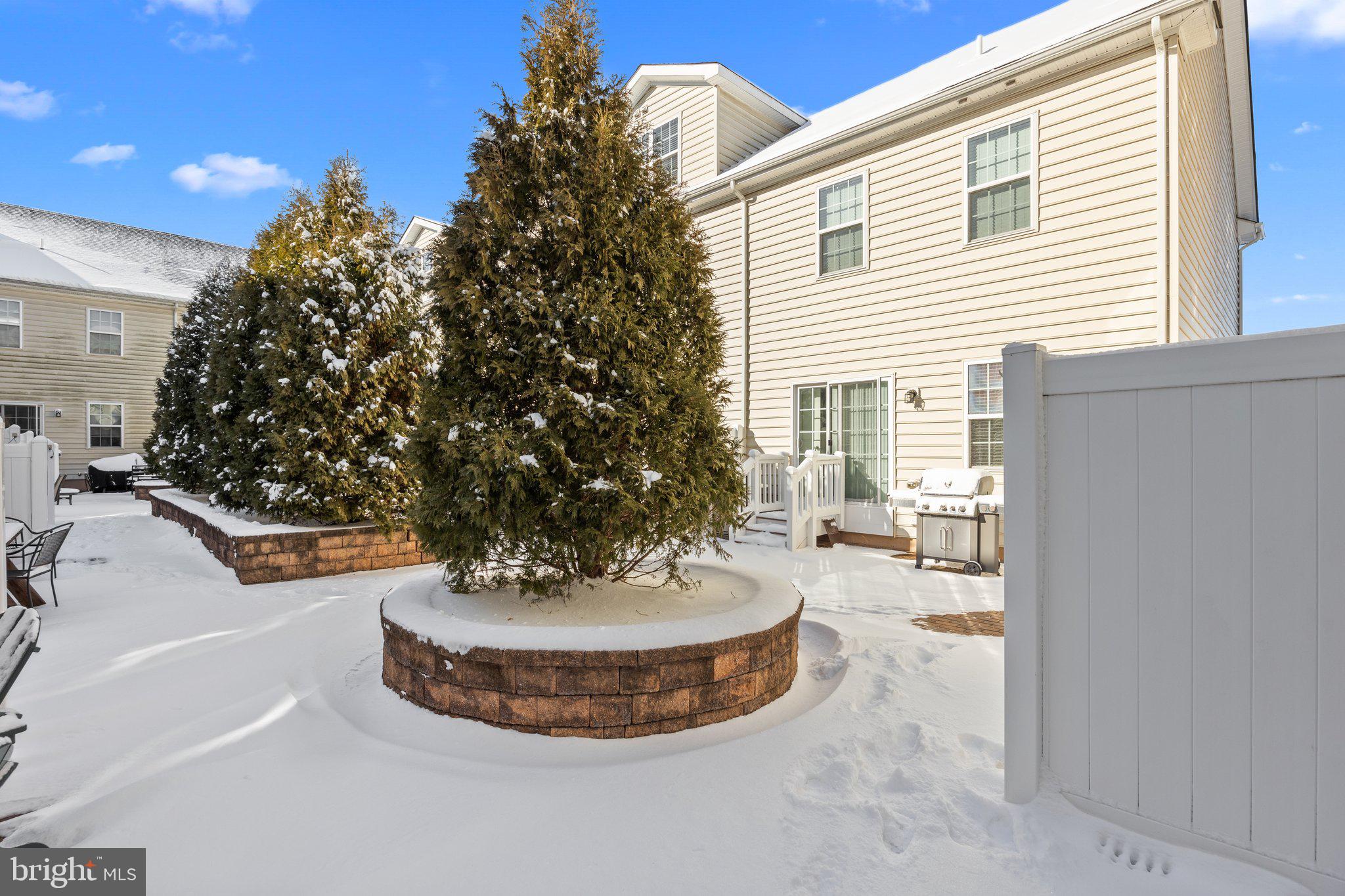 CARRIAGE HILL - Residential