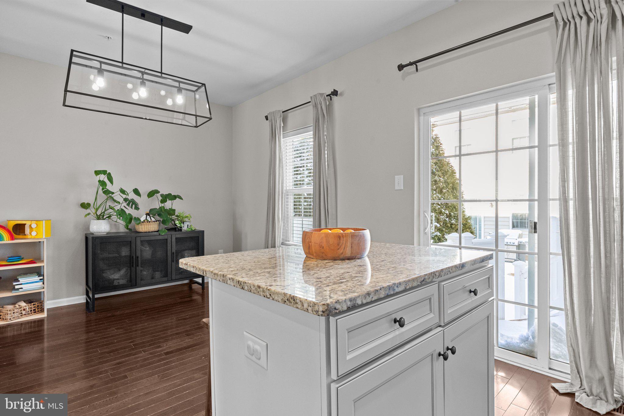 CARRIAGE HILL - Residential