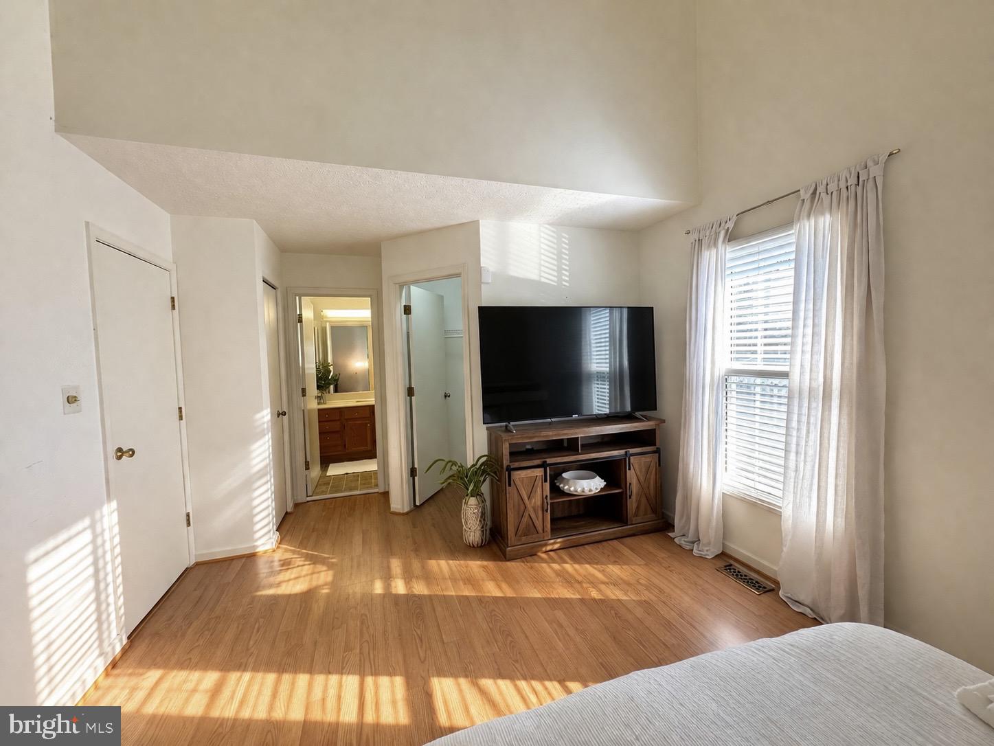 SUNNYFIELD ESTATES - Residential