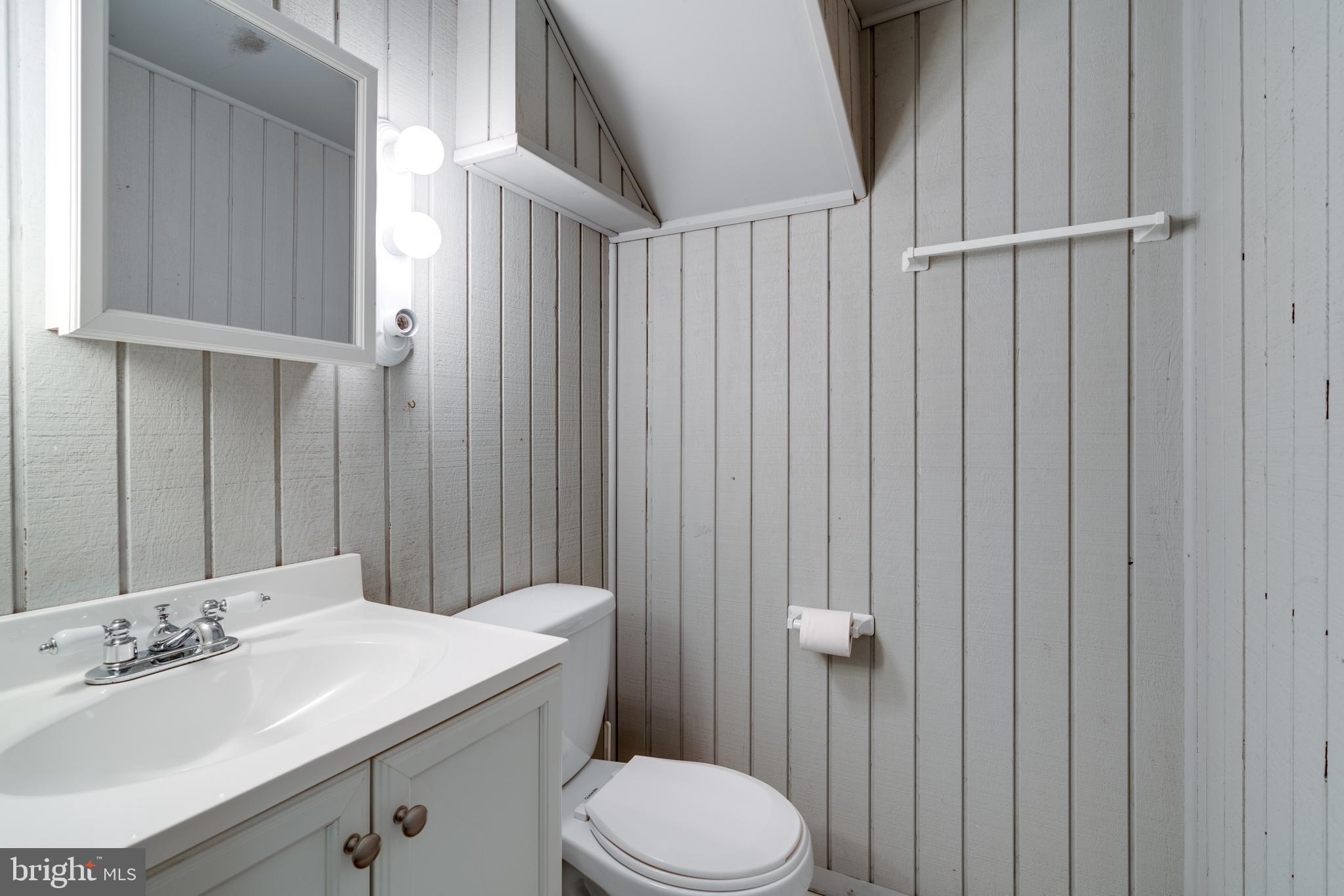 LAKE RIDGE - Residential