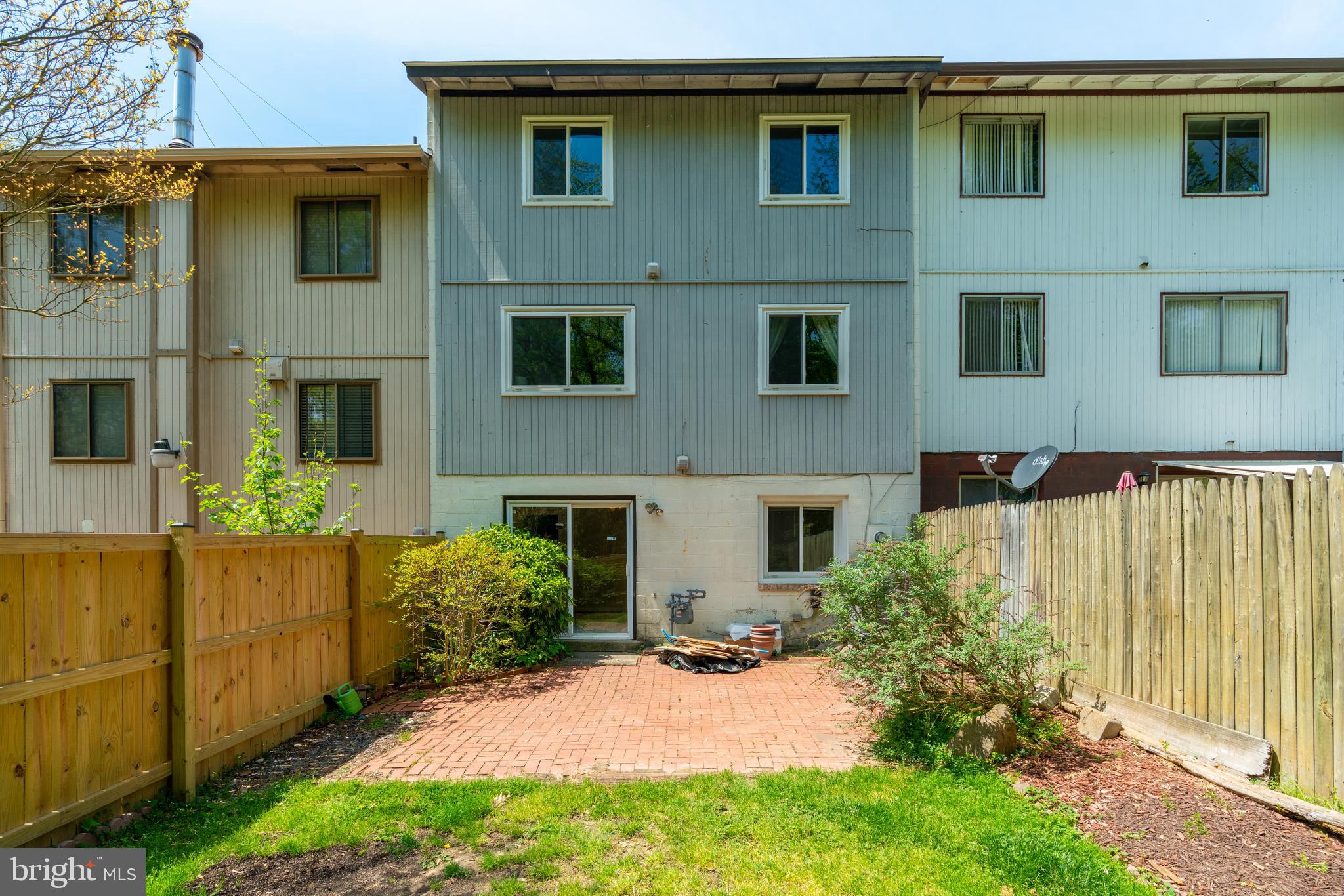 LAKE RIDGE - Residential