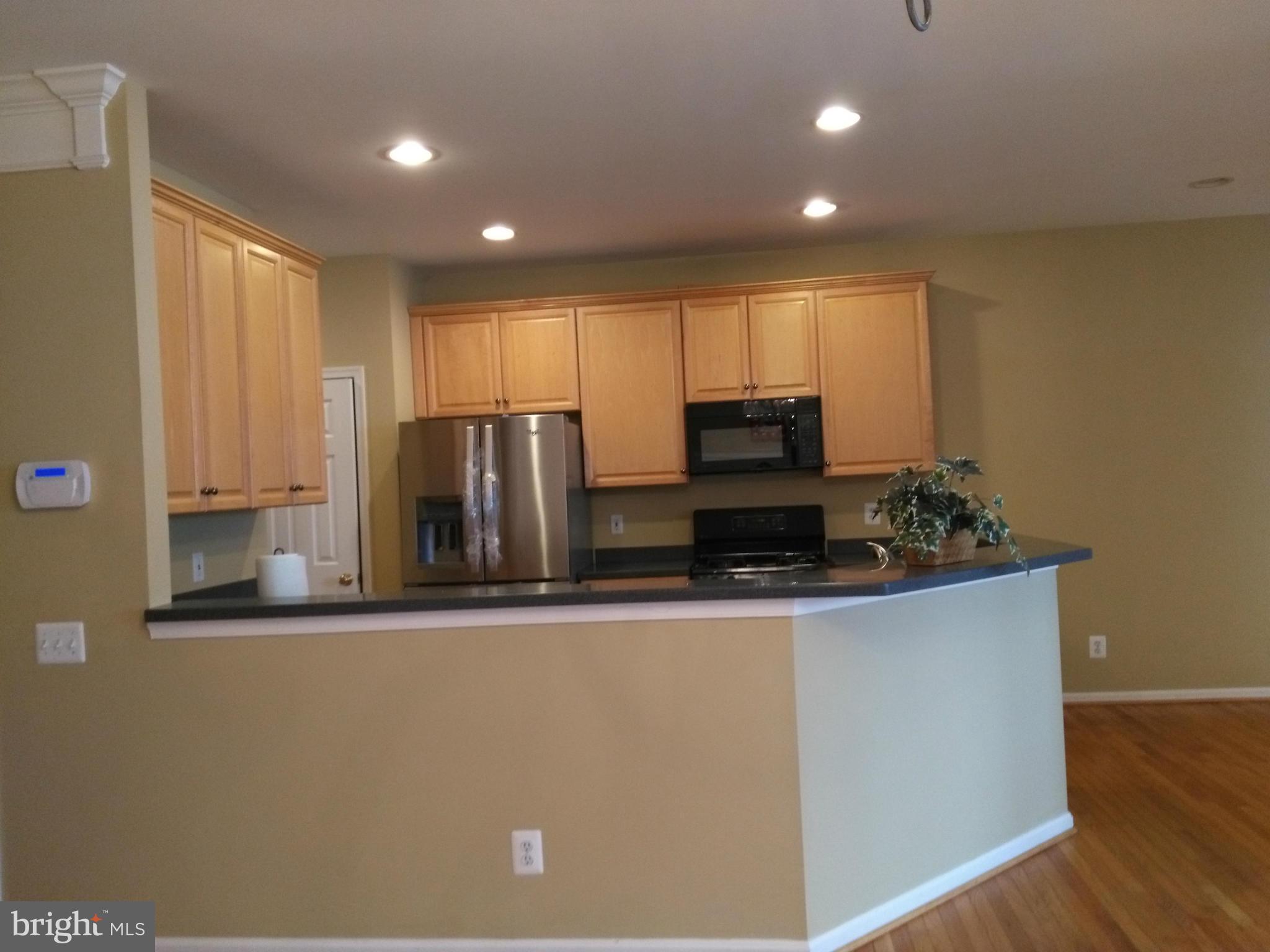 LOUDOUN PARKWAY CENTER - Residential Lease