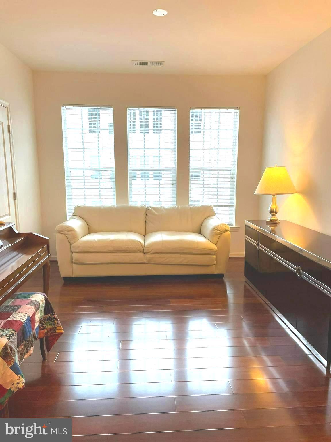 HIGHLANDS AT QUARRY LAKE - Residential Lease