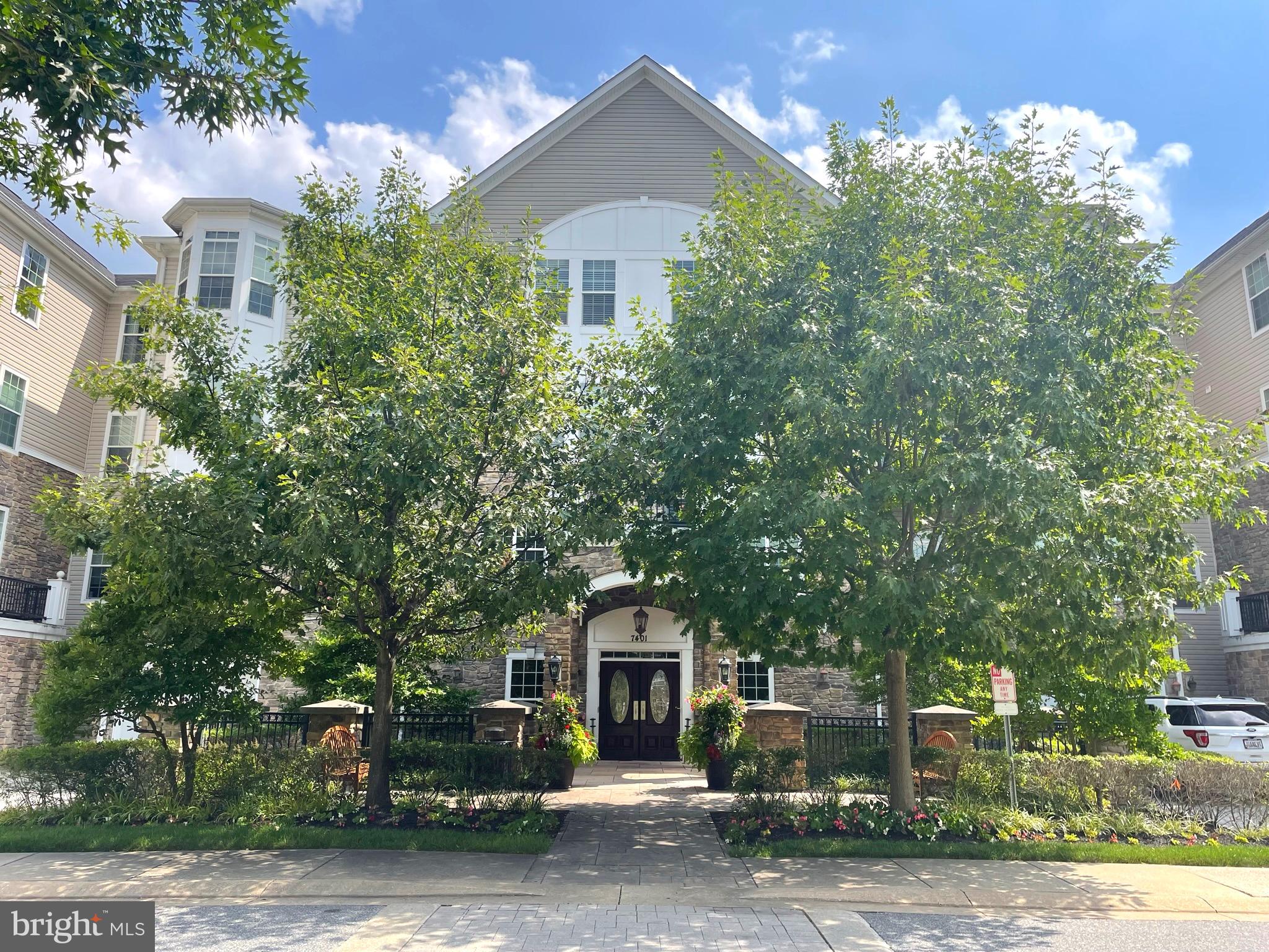 HIGHLANDS AT QUARRY LAKE - Residential Lease