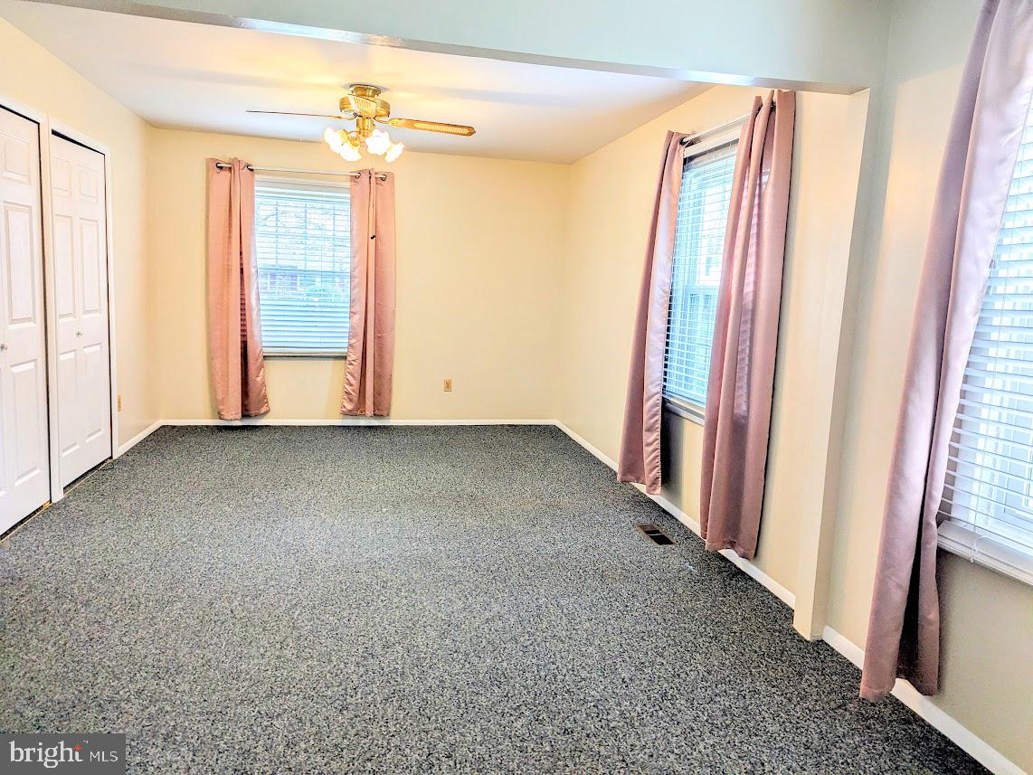 ST CHARLES - CARRINGTON - Residential