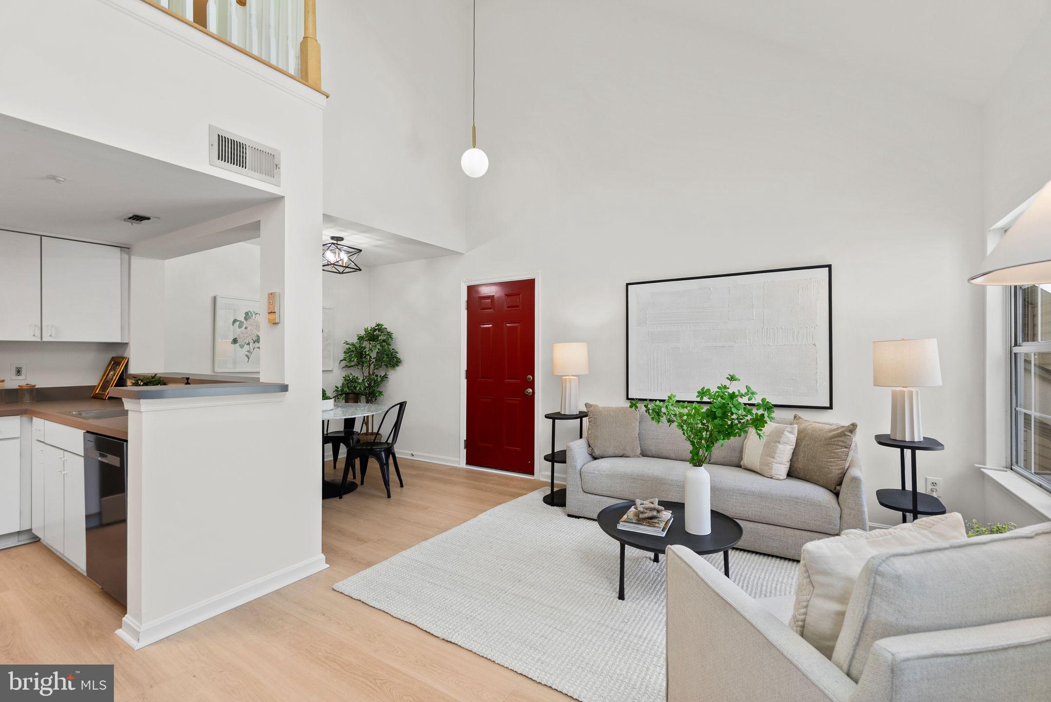 921 HILLSIDE LAKE TERRACE 308