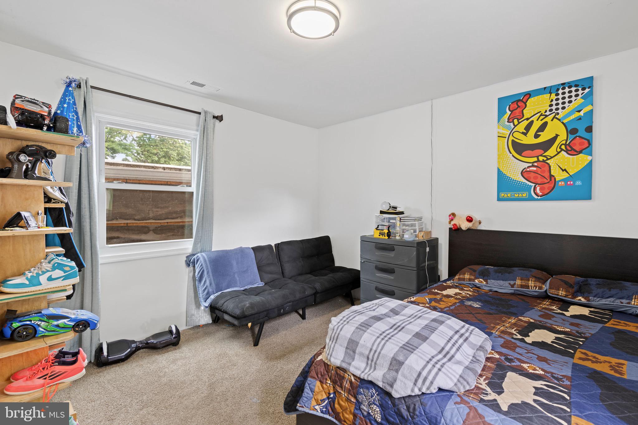 BOWLEYS QUARTERS - Residential