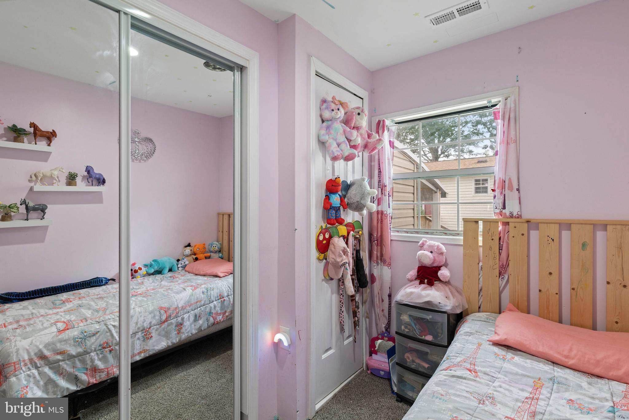 BOWLEYS QUARTERS - Residential