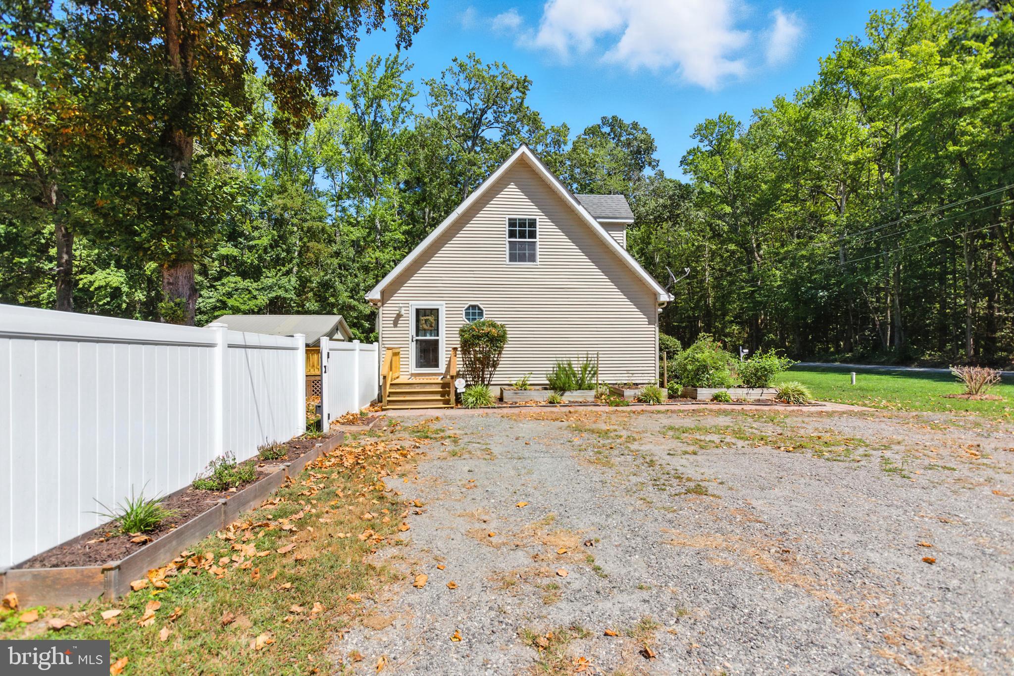 RAGGED POINT - Residential