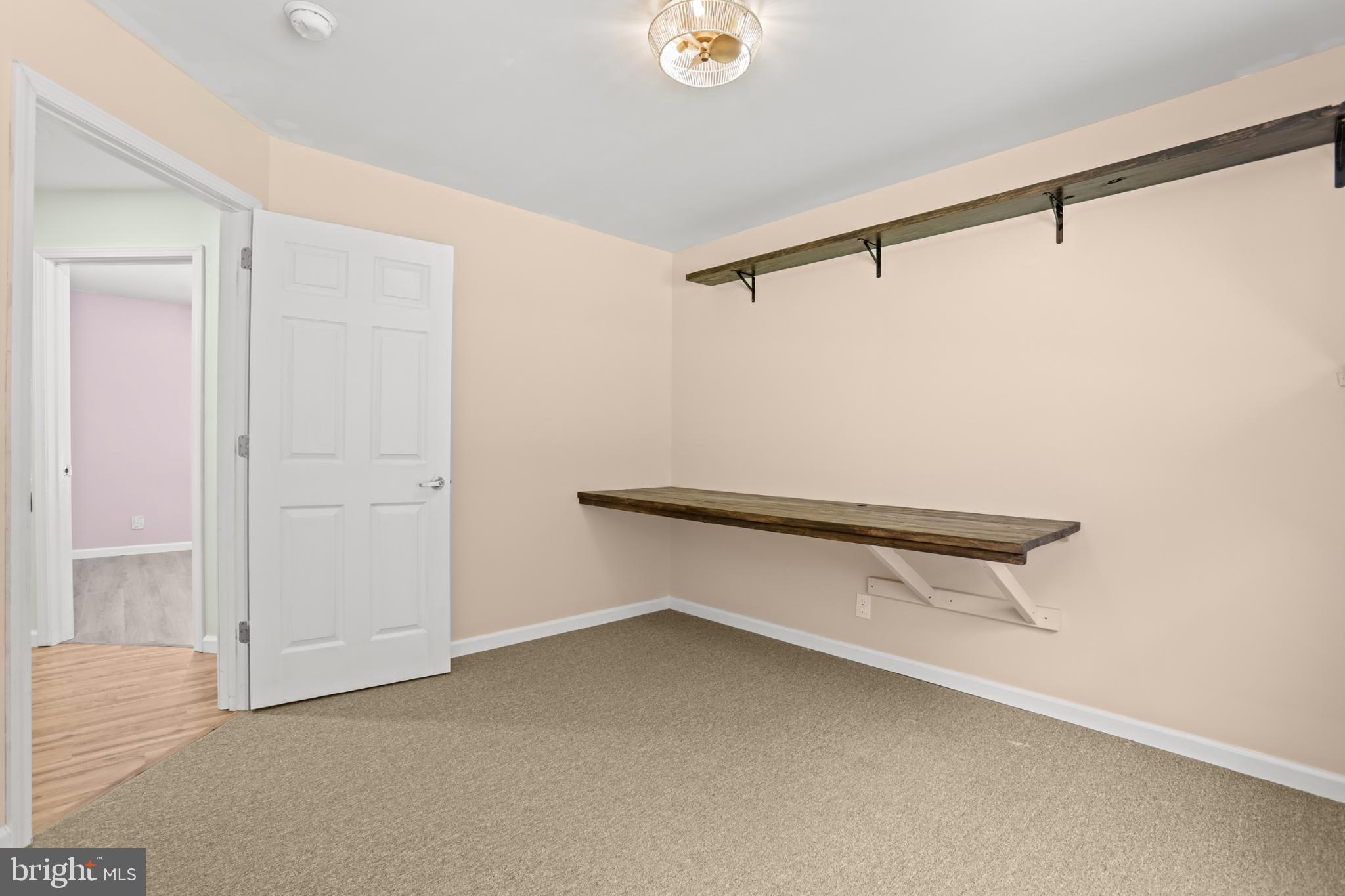 RAGGED POINT - Residential