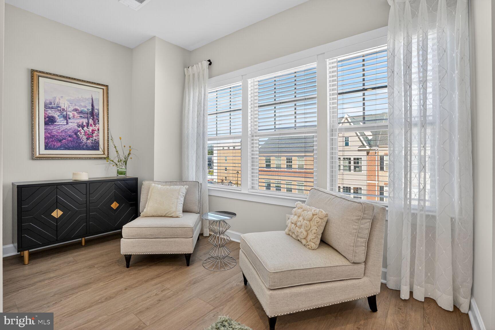 BOULEVARD VI TOWNS - Residential