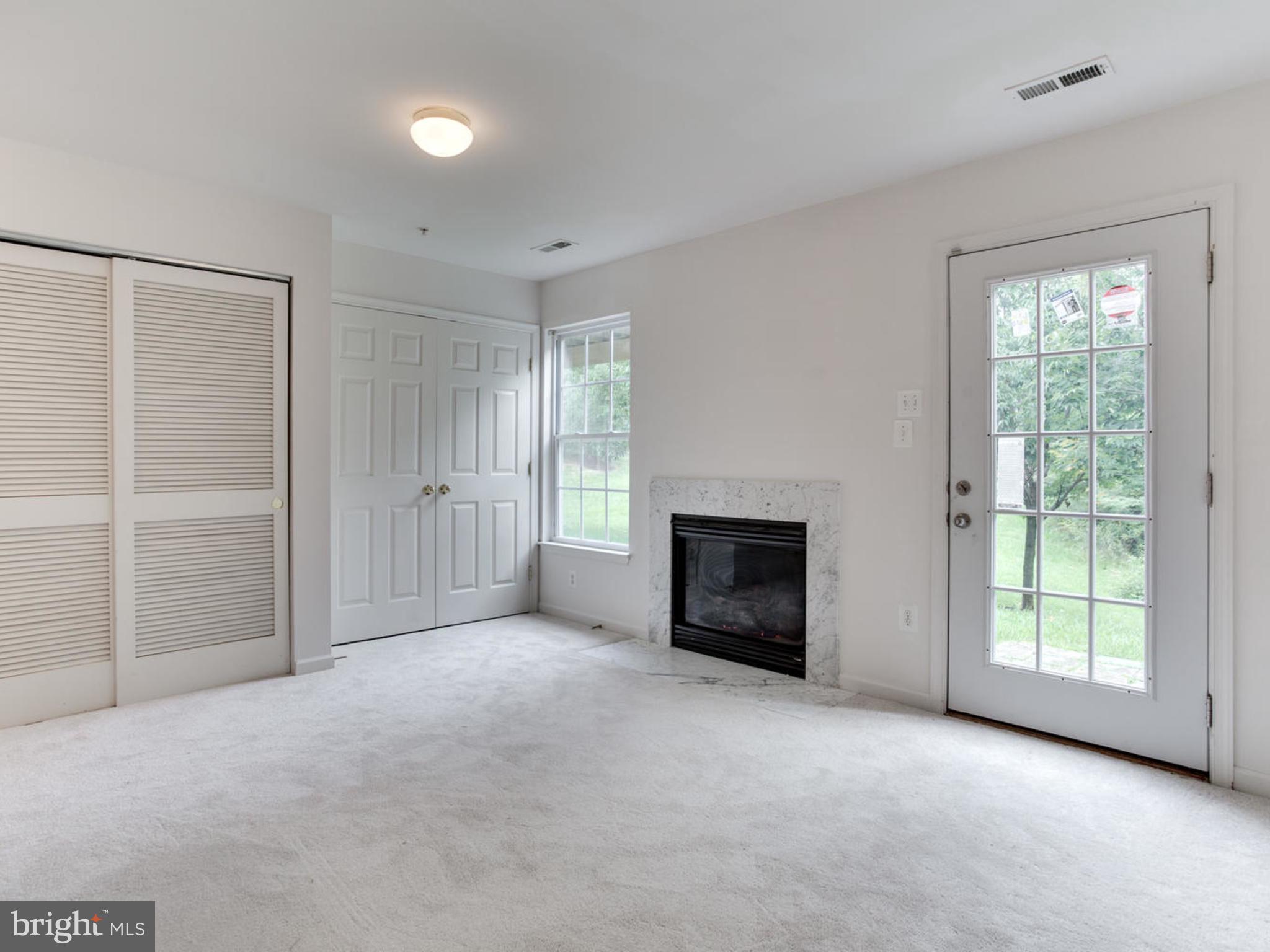 WATERS EDGE - Residential