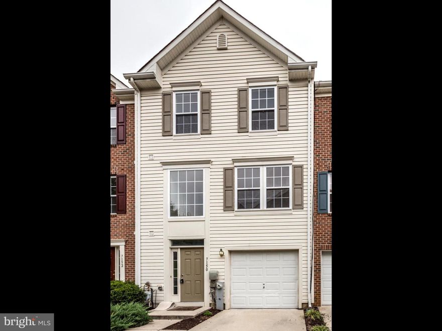 Beautiful 4BR/2.55BA 3-level townhome! Gleaming hardwood floors! Generously sized rooms, w/ deluxe upgrades finishes. Kitchen w/ island & gas cooking! MBR w/ walk-in closets rooms & soaking tub! Bottom floor family room w/ gas fireplace & walkout to patio! 1-car garage. Ideal location, close public transportation, shops & banks!  Call today for your private showing!