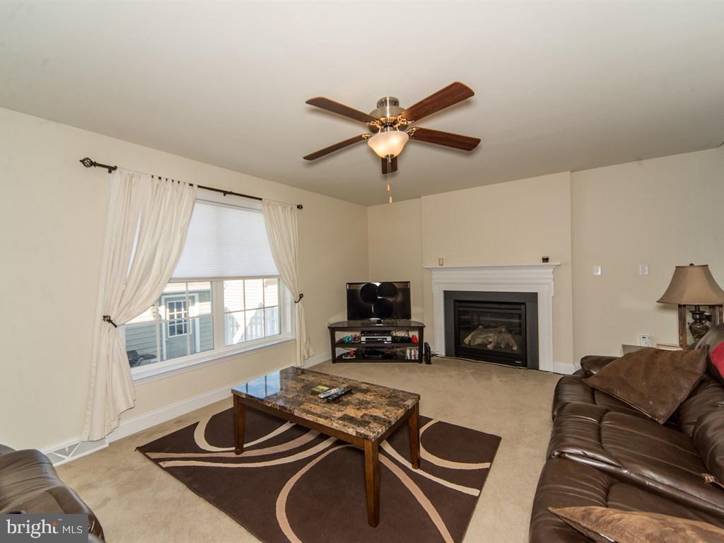 FLORIN HILL - Residential