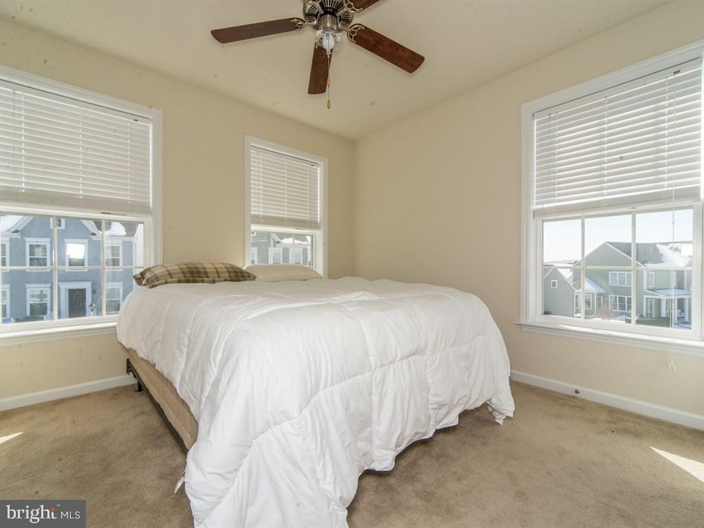 FLORIN HILL - Residential