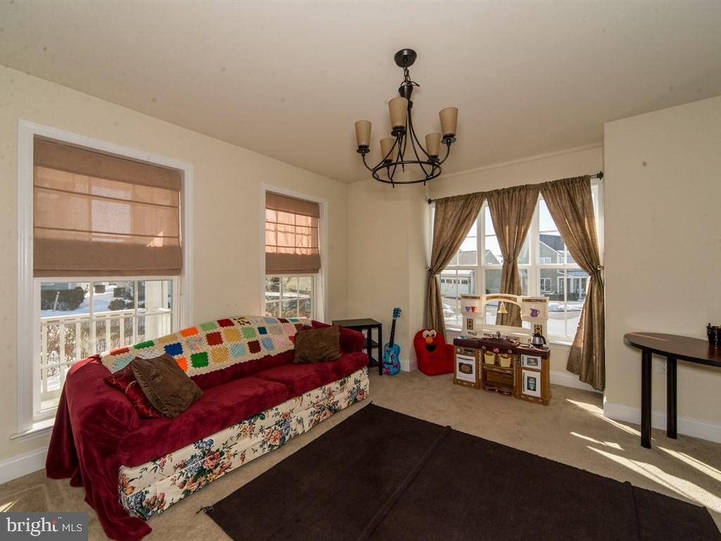 FLORIN HILL - Residential