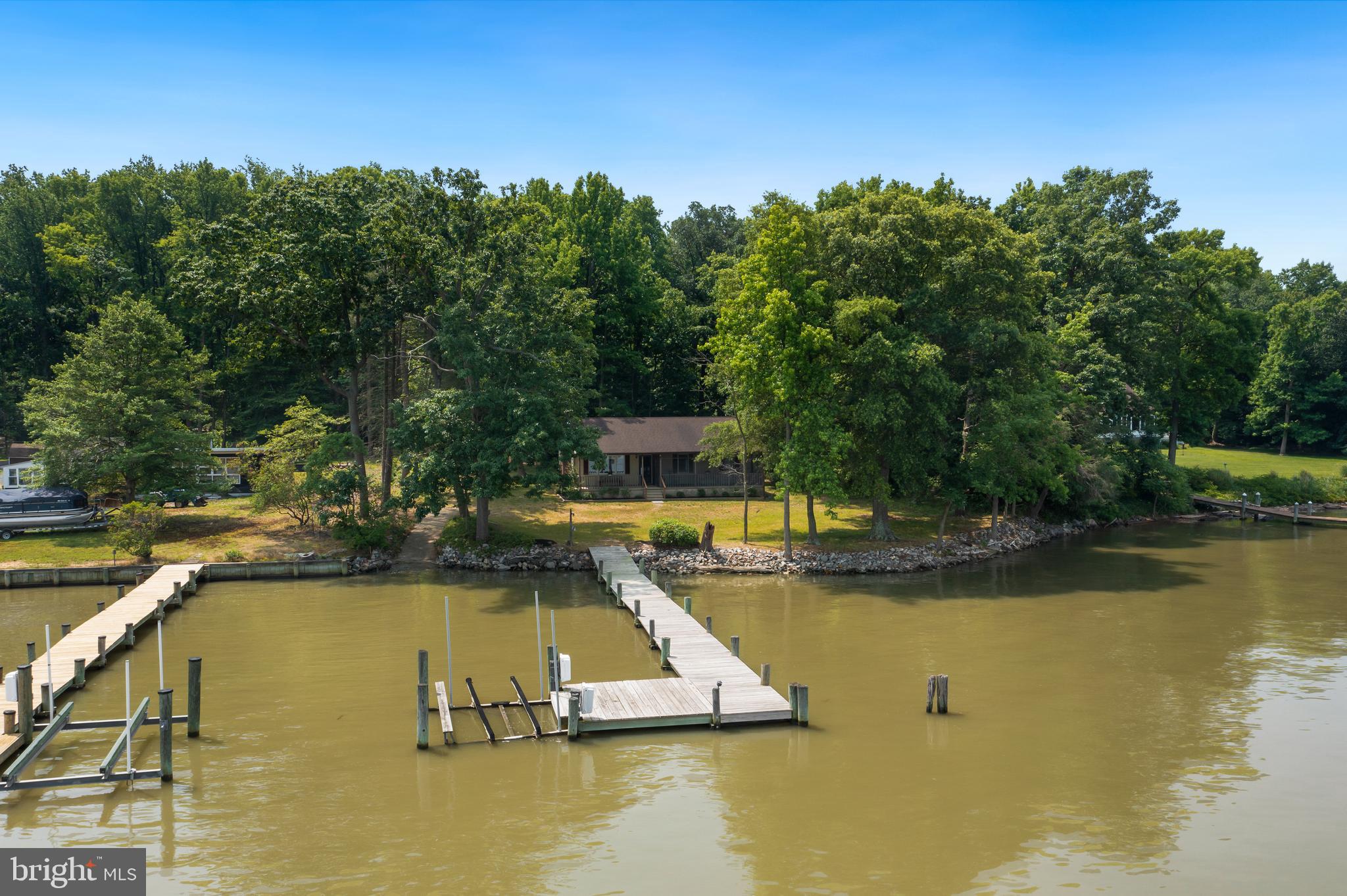 ELK  FOREST - Residential