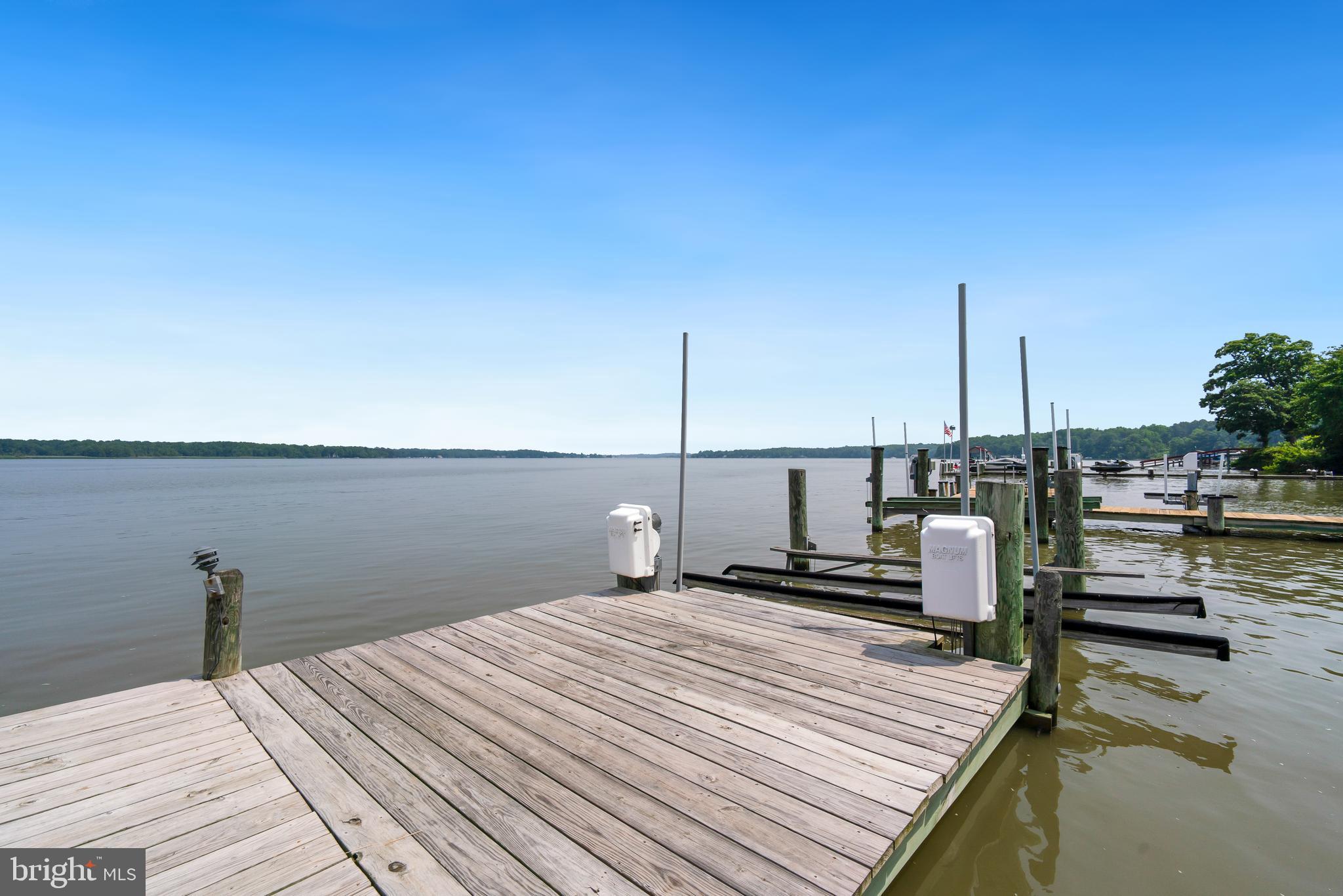 ELK  FOREST - Residential