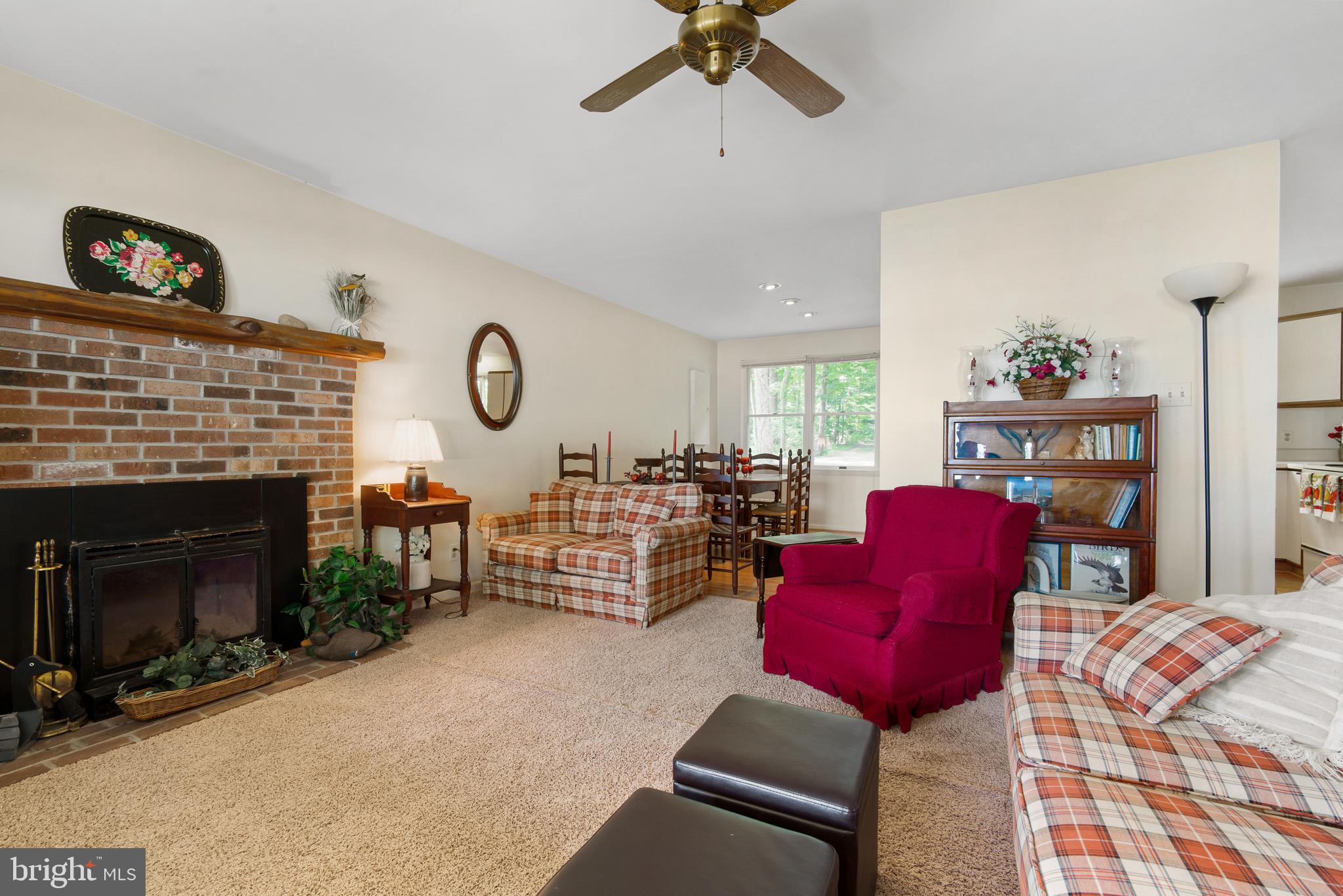 ELK  FOREST - Residential