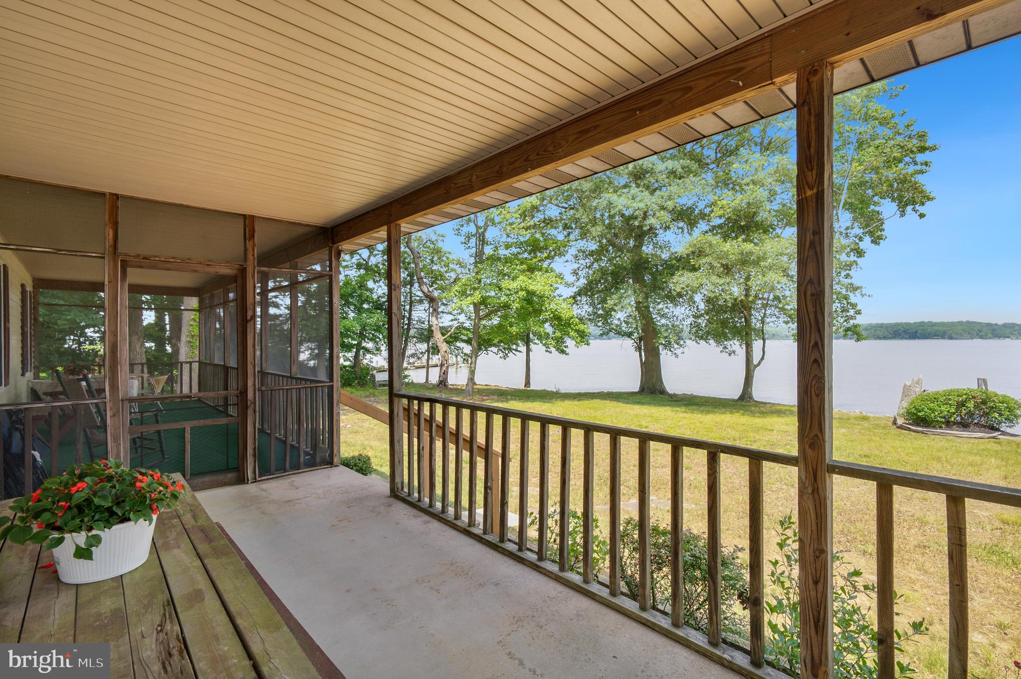 ELK  FOREST - Residential