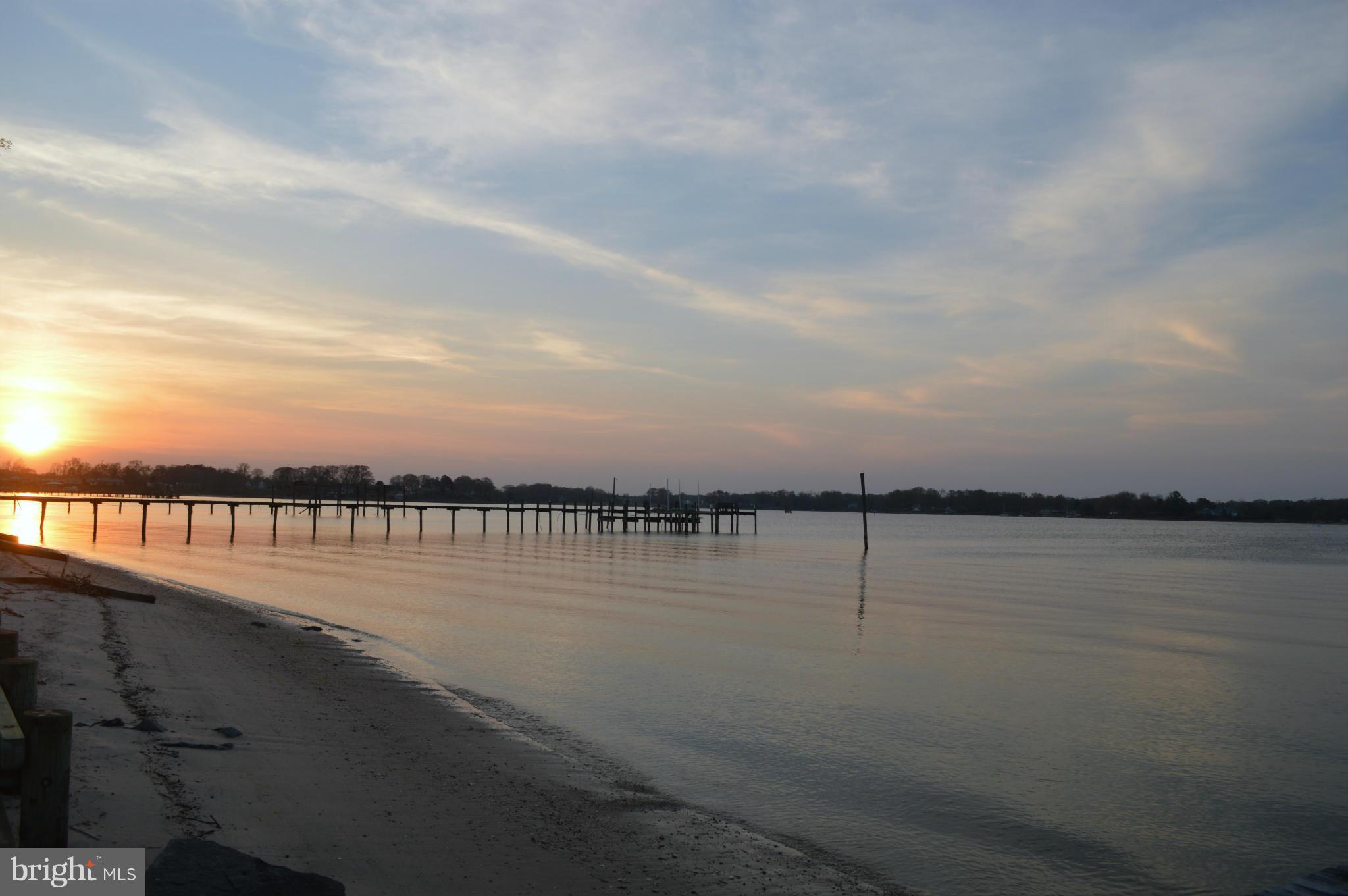 BERKLEY BEACH - Residential