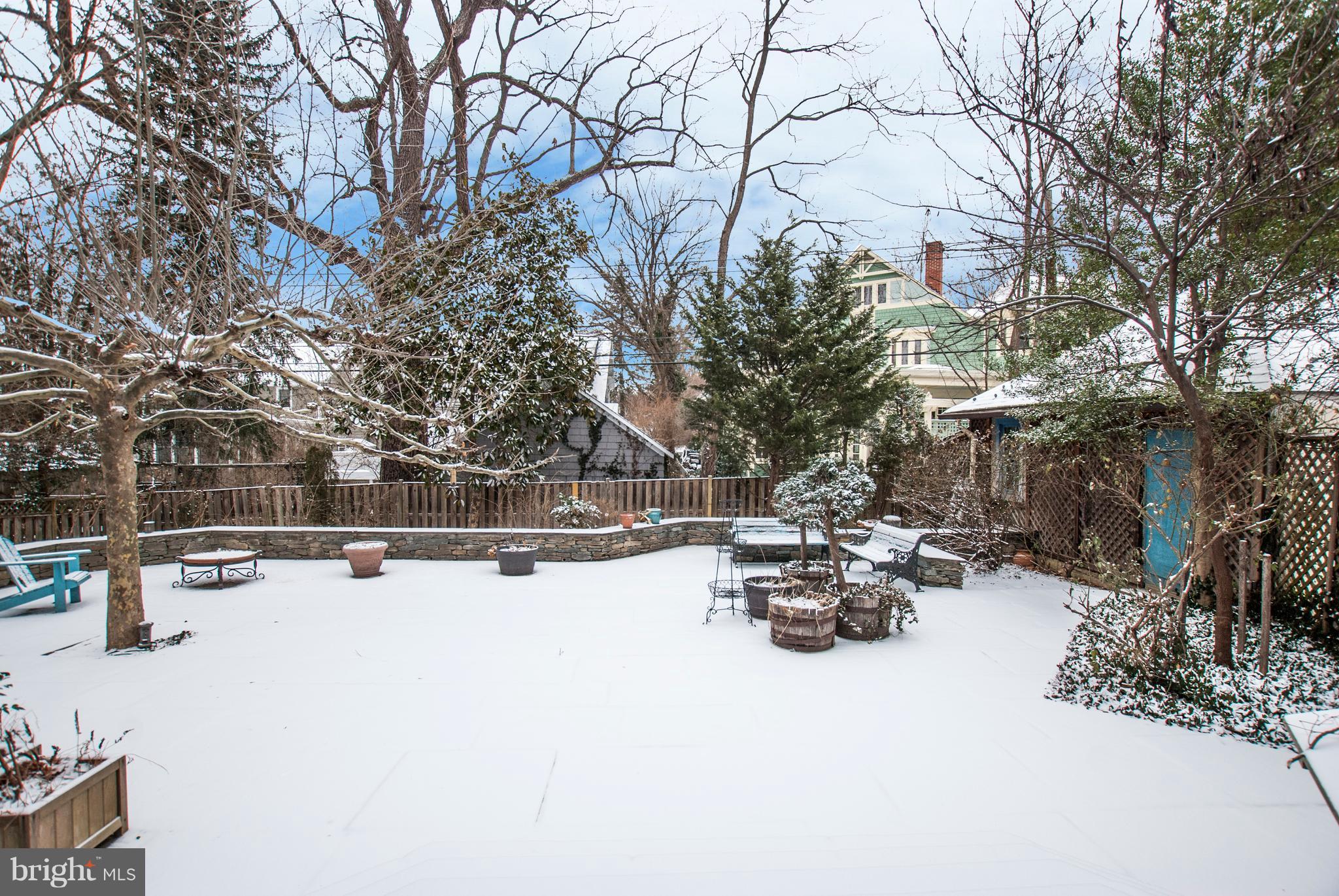 CHEVY CHASE - Residential Lease