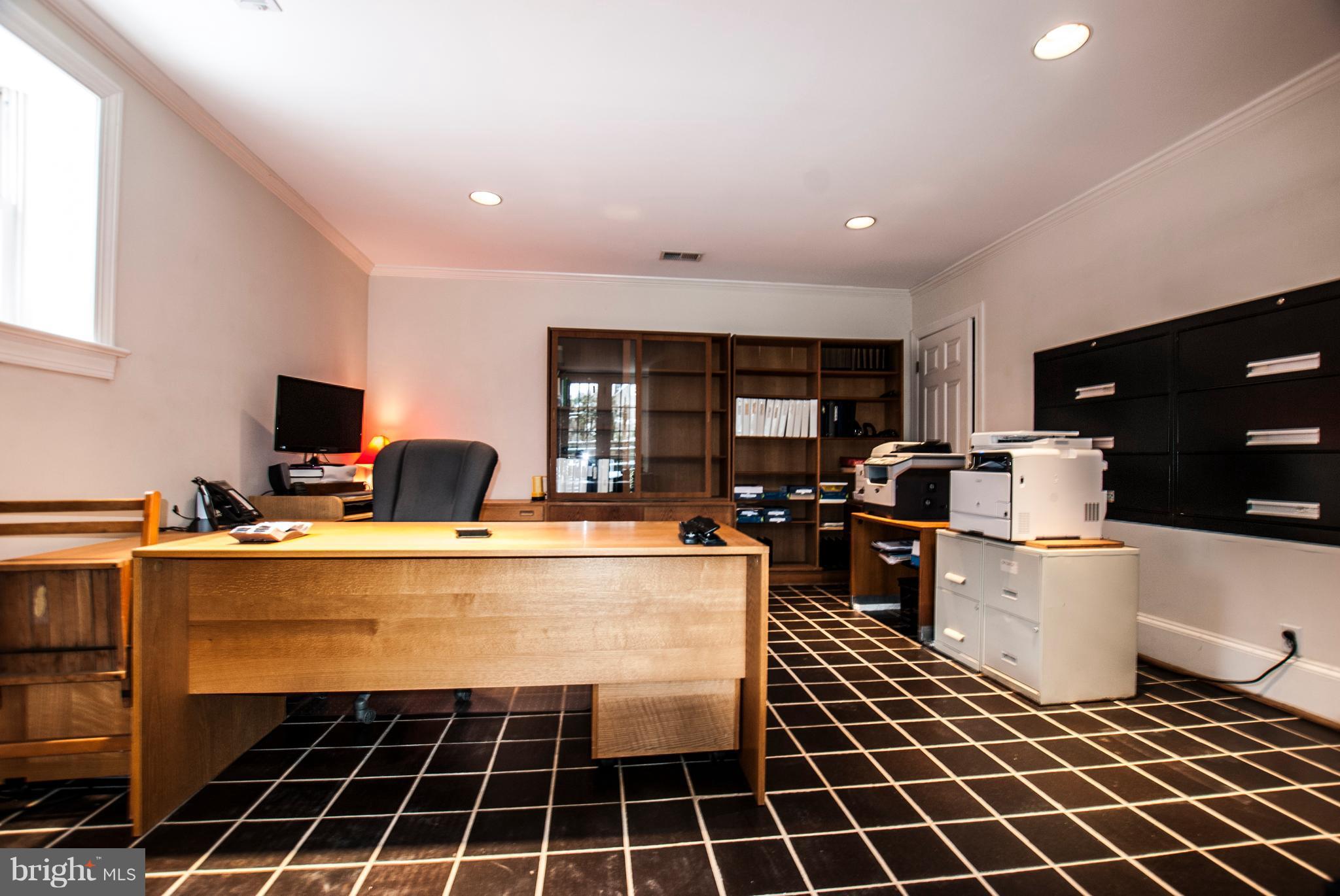 CHEVY CHASE - Residential Lease