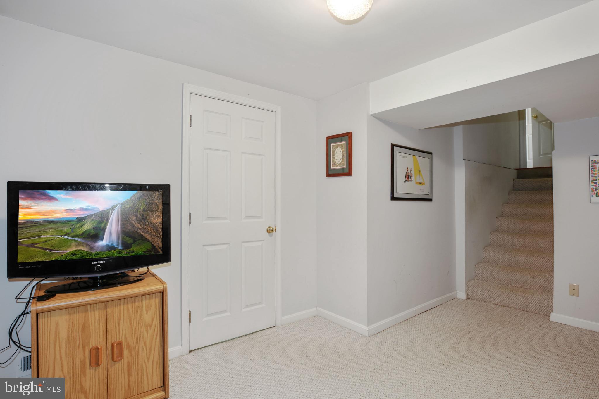 KINGS PARK WEST - Residential