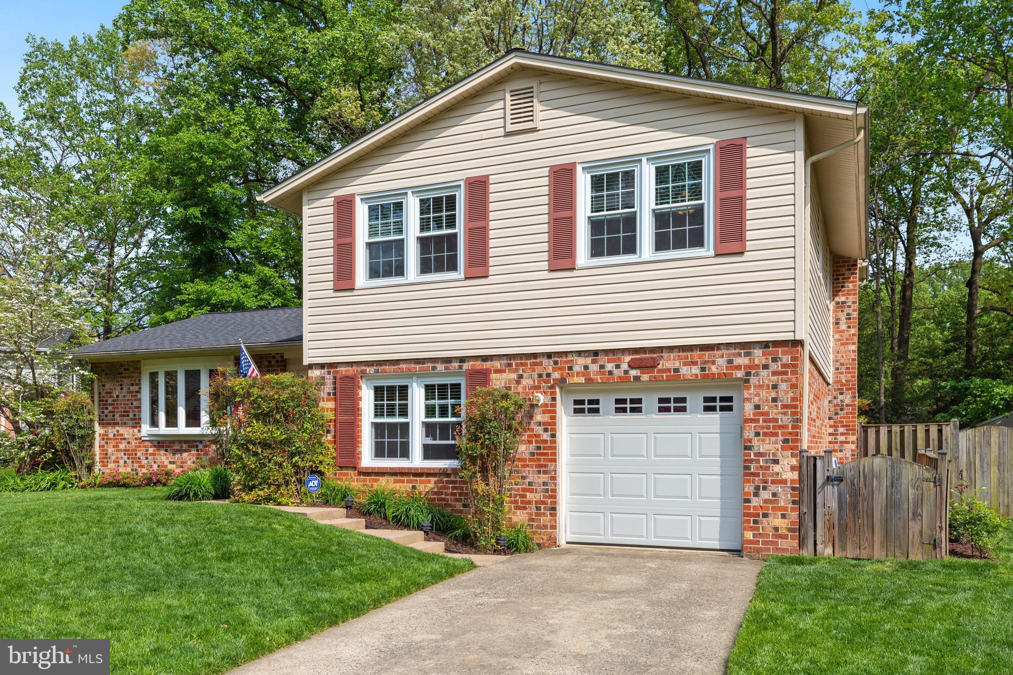 KINGS PARK WEST - Residential