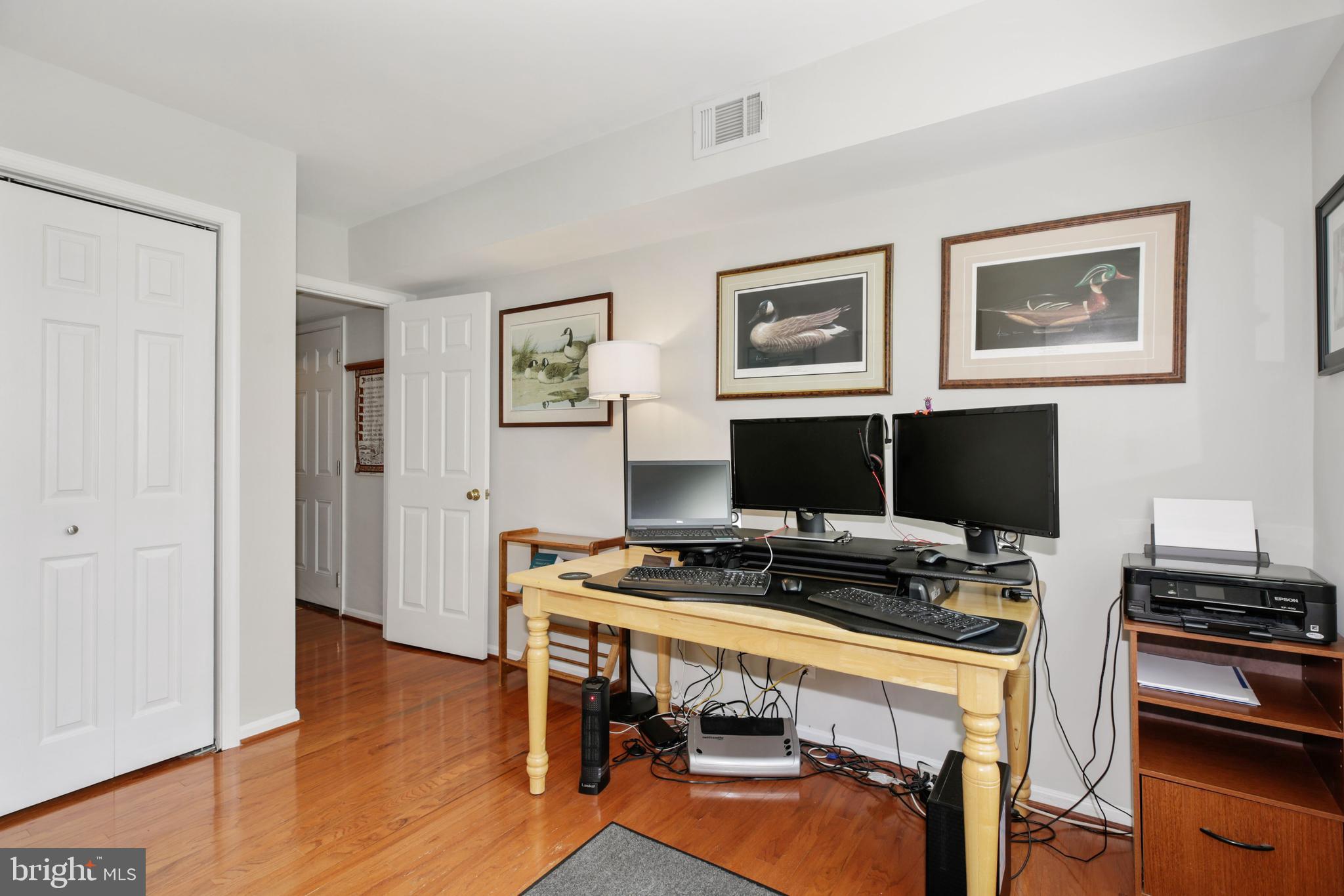 KINGS PARK WEST - Residential