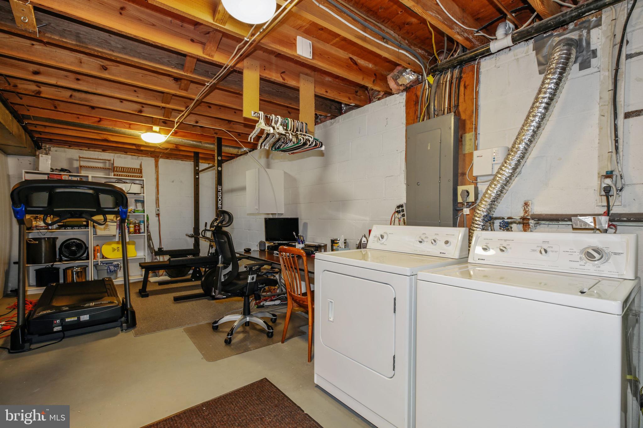 KINGS PARK WEST - Residential