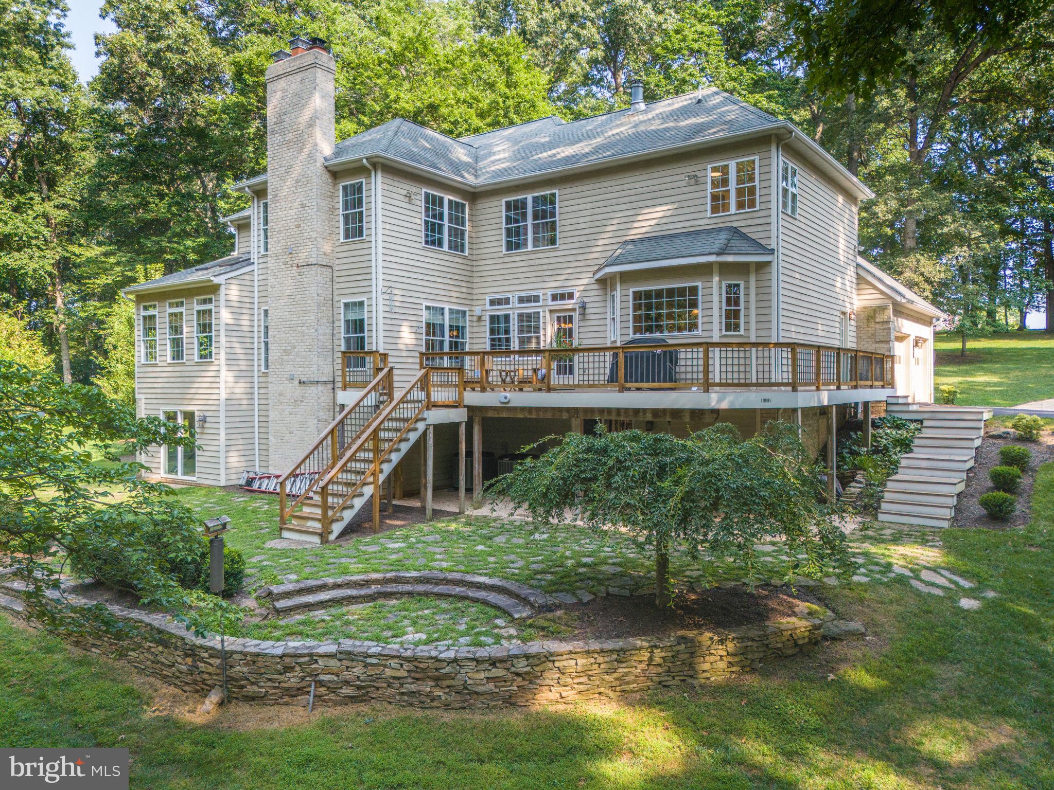 THE WARFIELDS - Residential