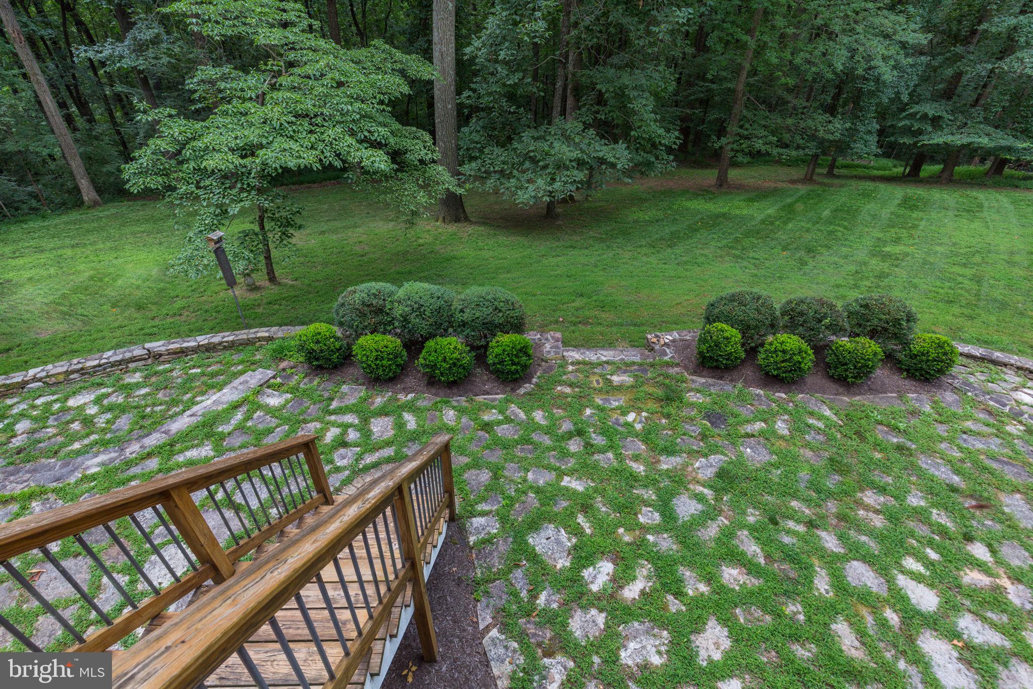 THE WARFIELDS - Residential