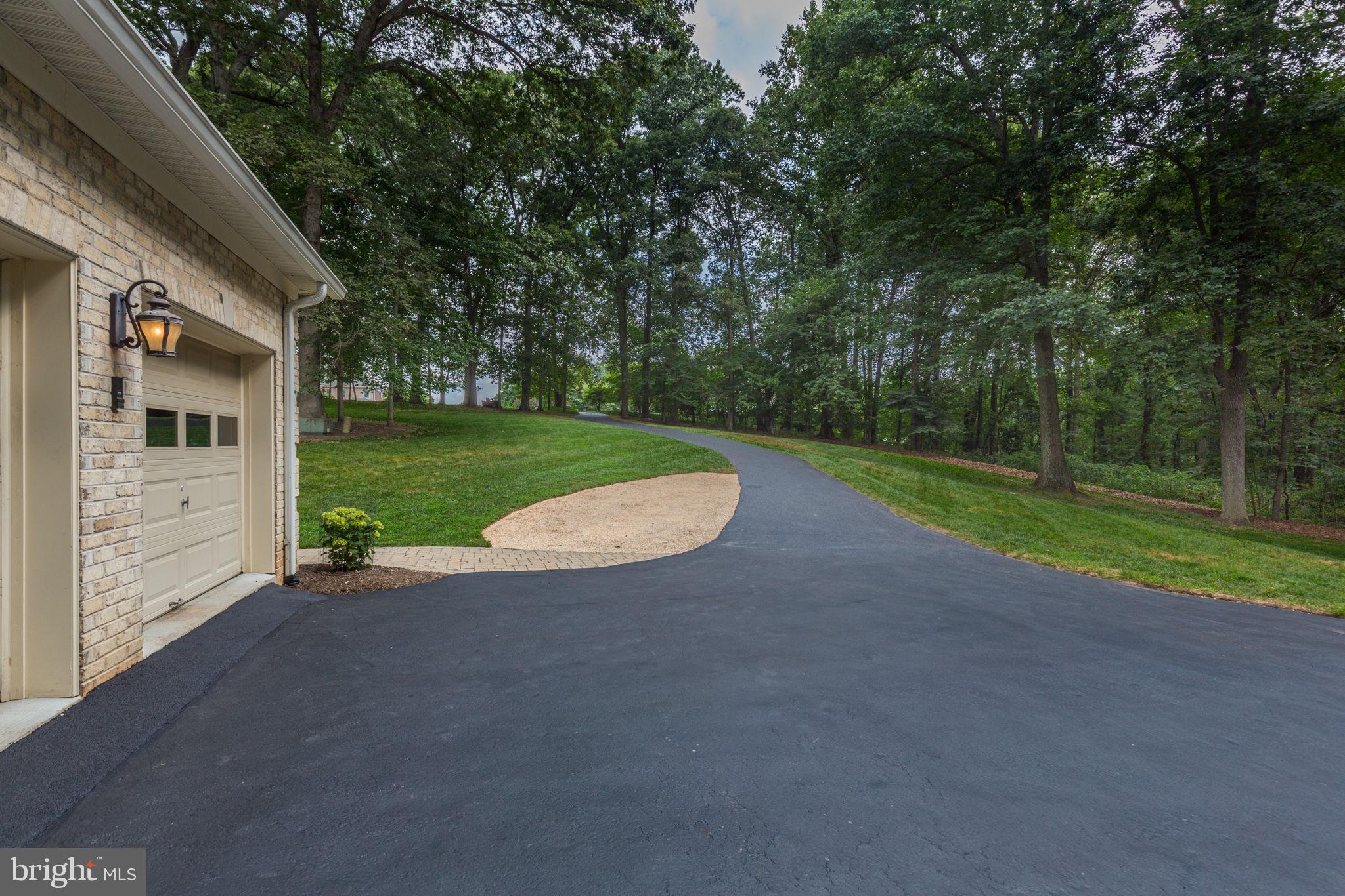 THE WARFIELDS - Residential