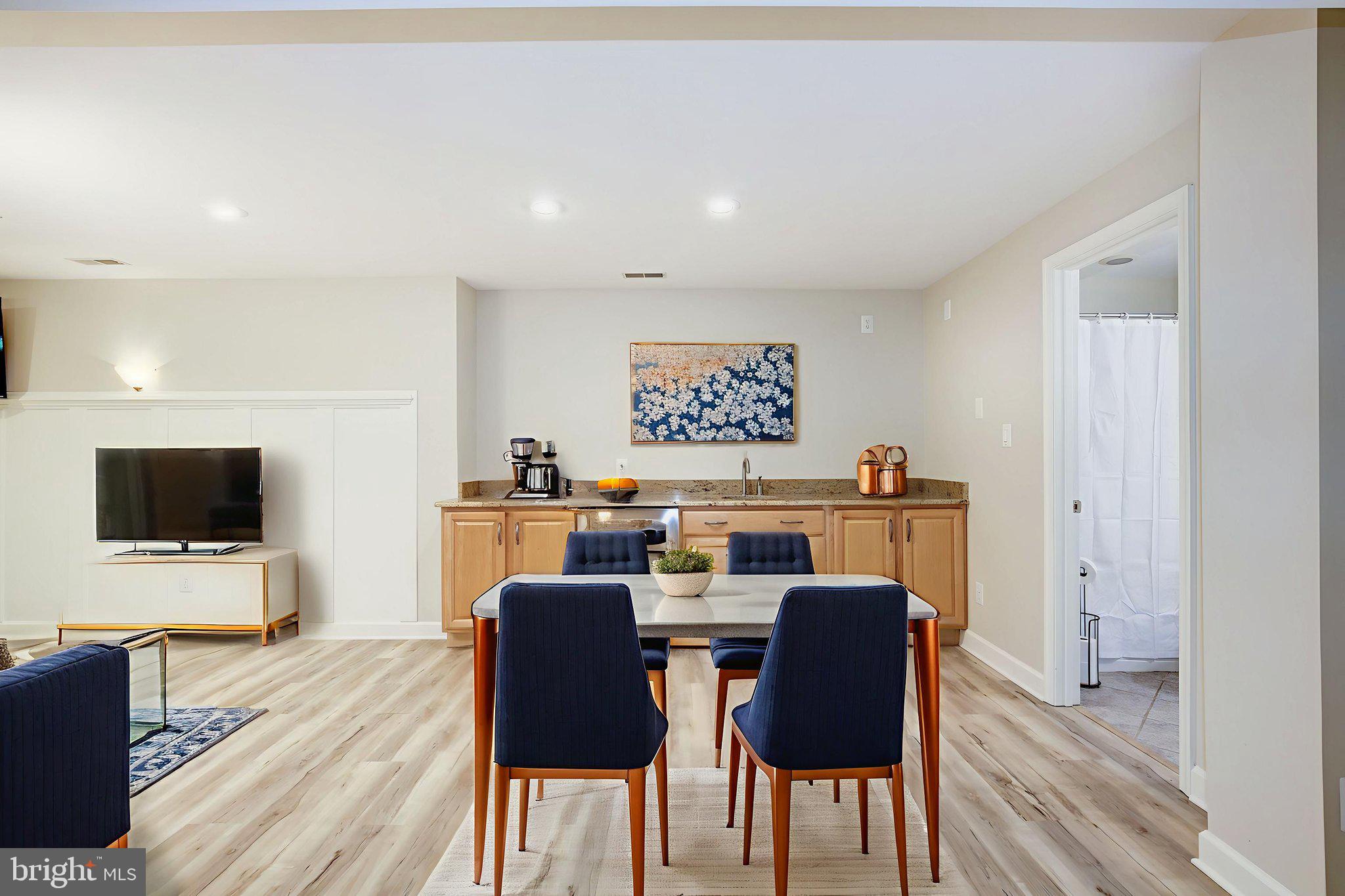 THE WARFIELDS - Residential