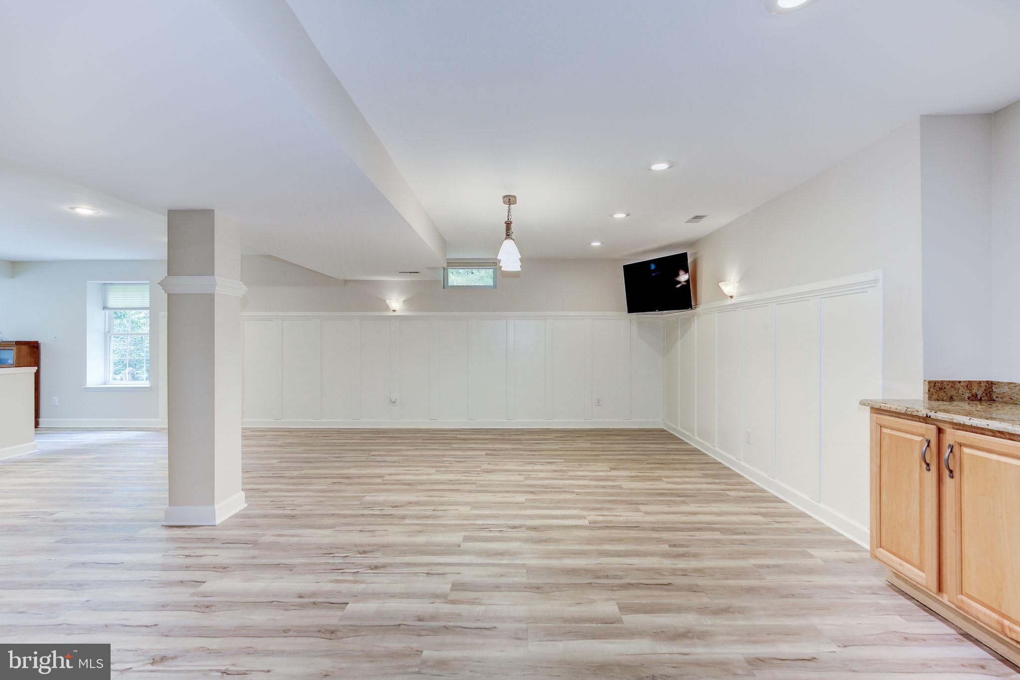 THE WARFIELDS - Residential