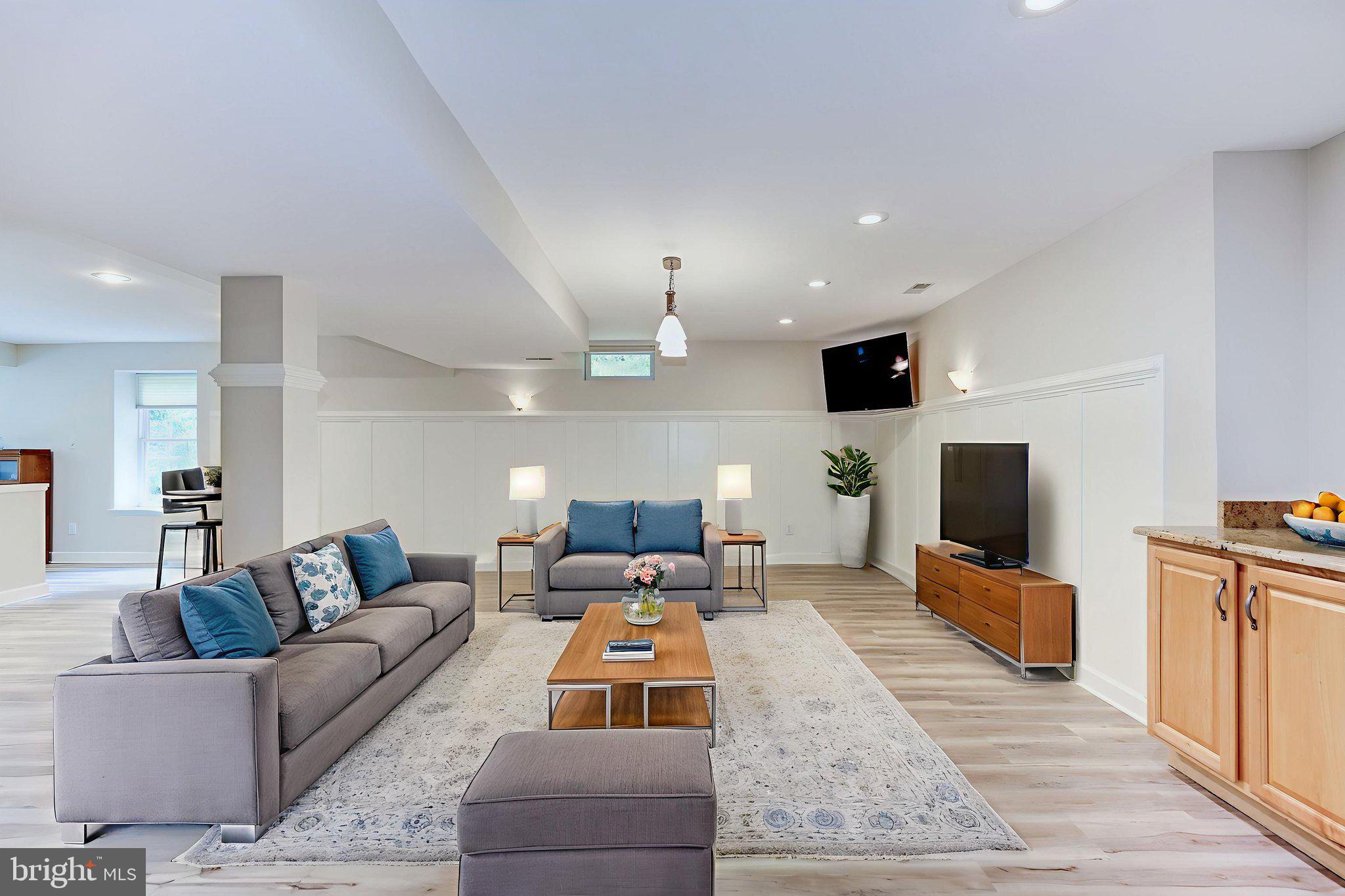 THE WARFIELDS - Residential